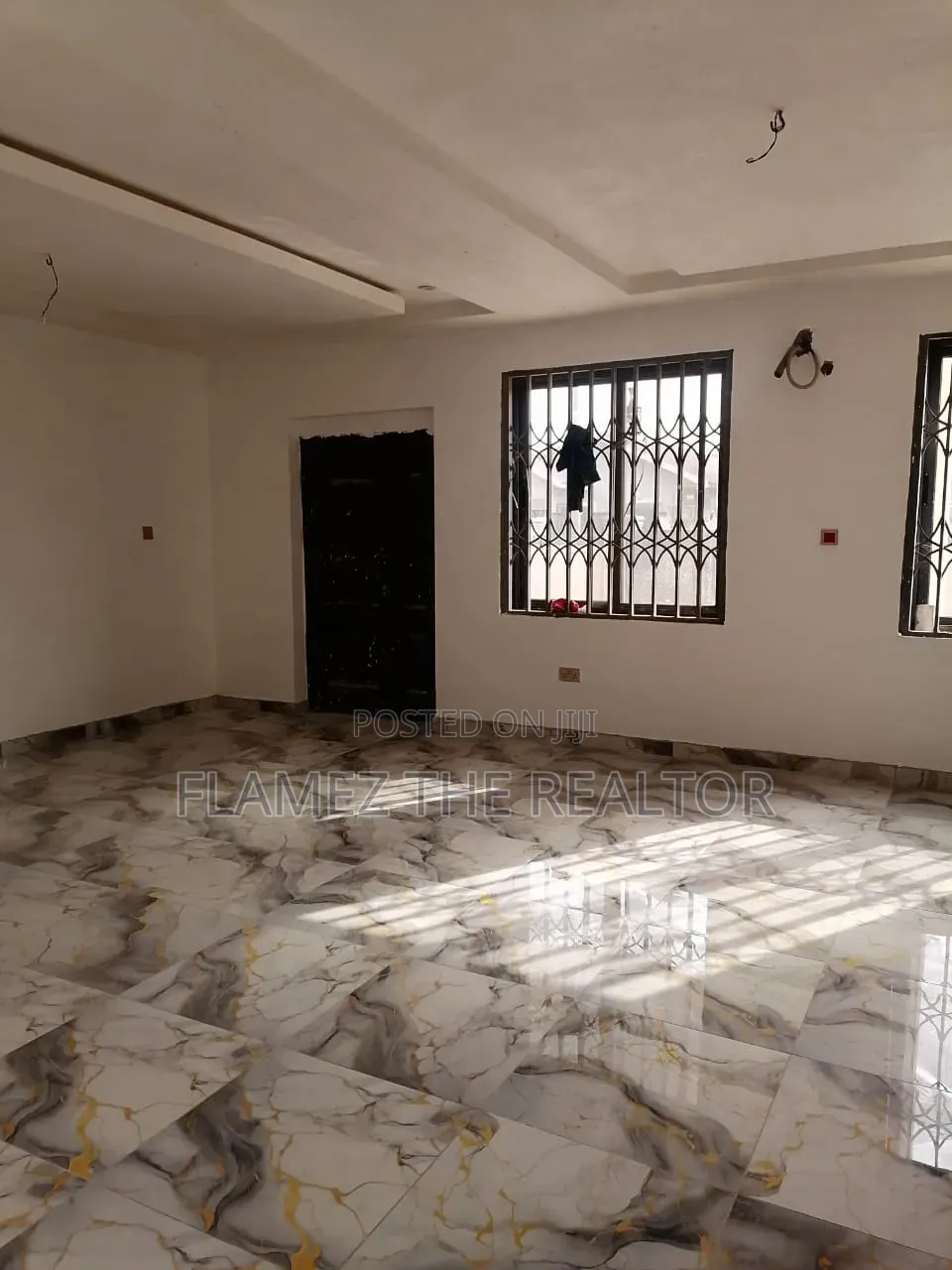 6bdrm Apartment in Sapeiman, Amasaman for sale