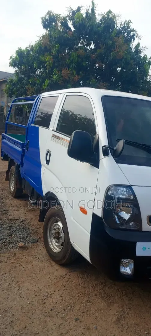 Kia Bongo 2009 White