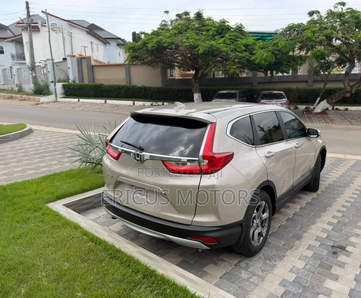 Honda CR-V Touring AWD 2018 Brown