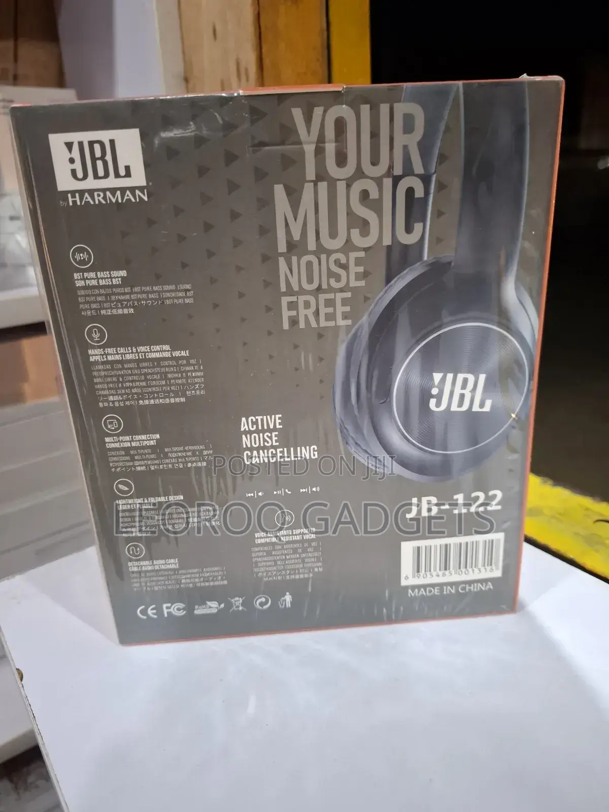 JBL Pure Bass Tune J-760
