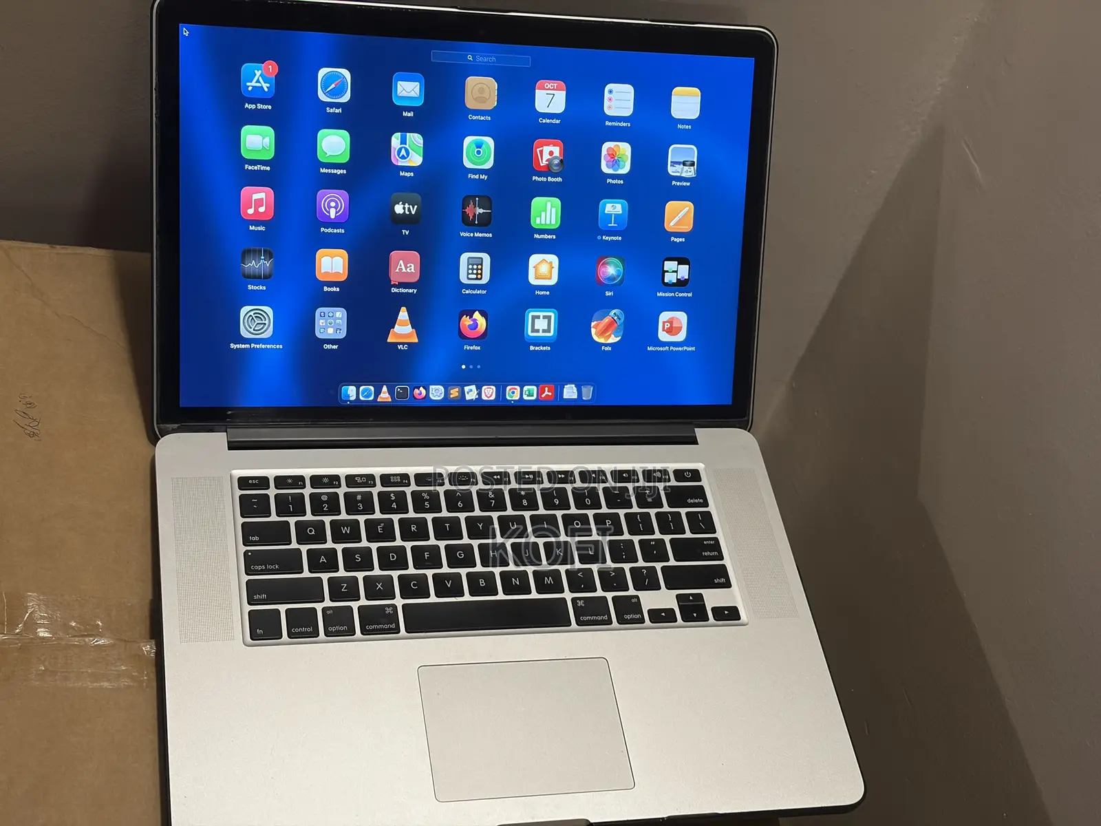 Laptop Apple MacBook Pro 2015 16GB Intel Core i7 SSD 512GB