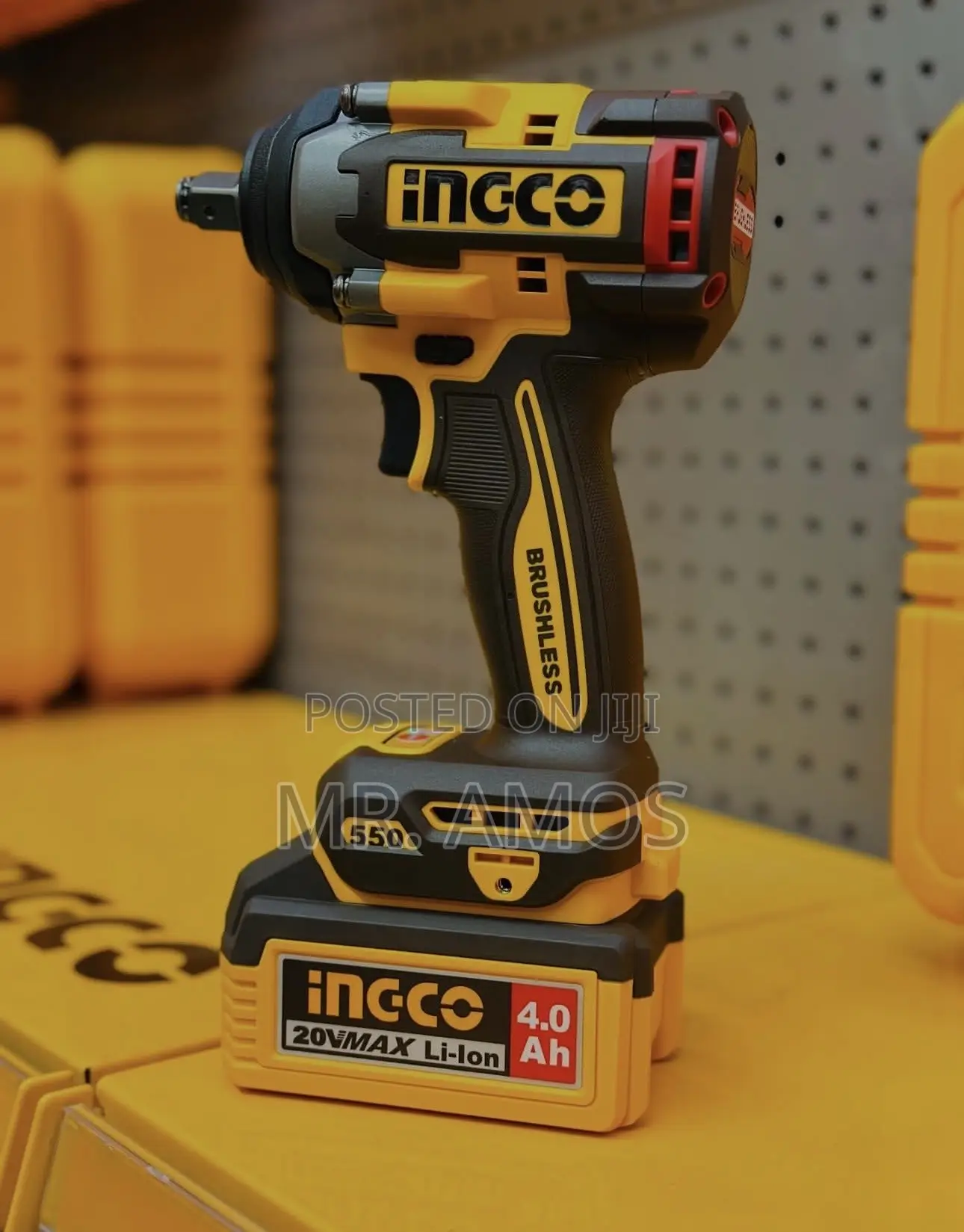 550Nm Cordless BL Impact Wrench With 2x 4.0Ah Batteries - CIWLI2055