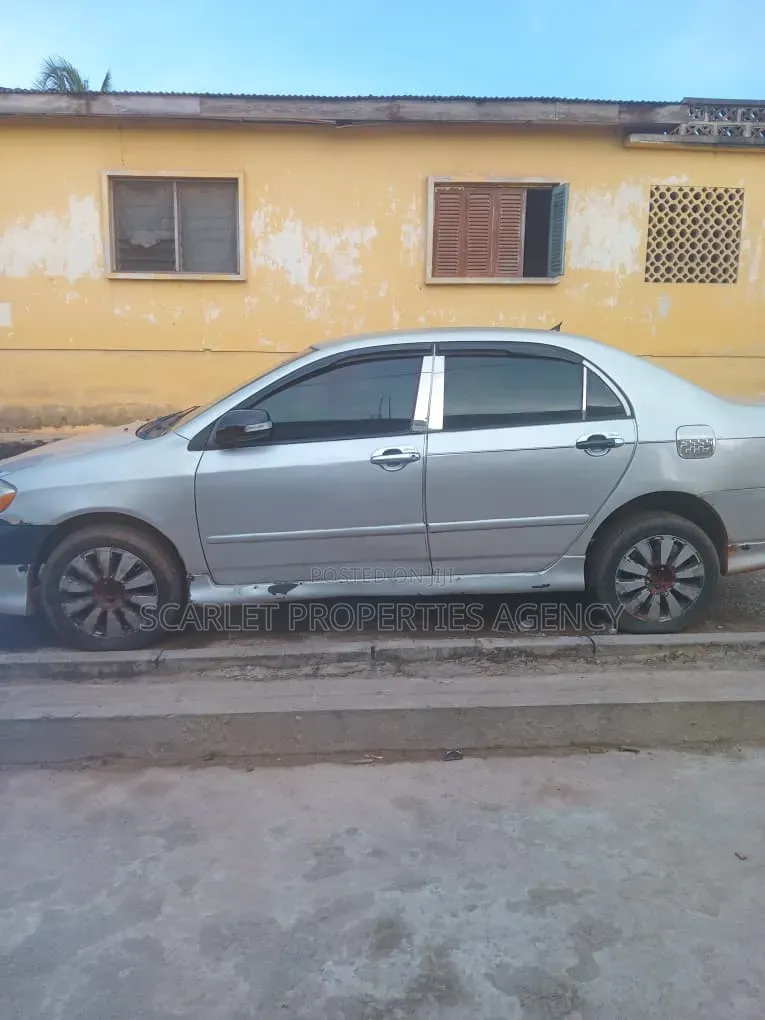 Toyota Corolla 2007 Gray