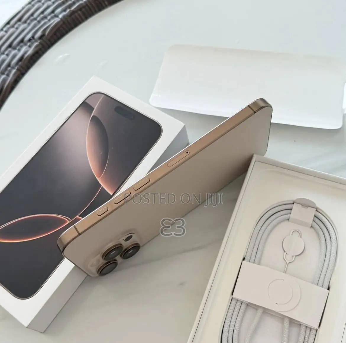 New Apple iPhone 16 Pro Max 256 GB Gold