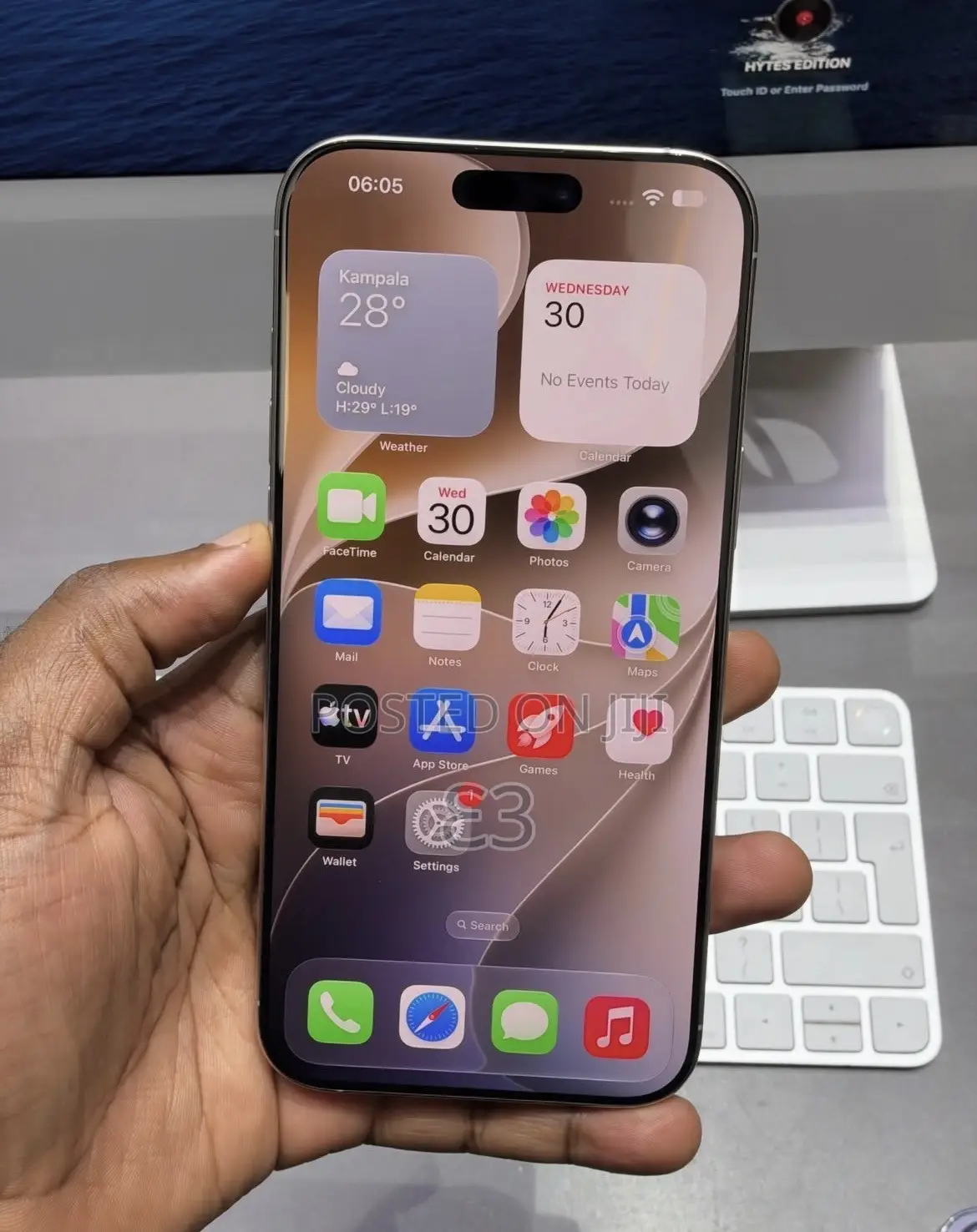 Apple iPhone 16 Pro Max 256 GB Silver