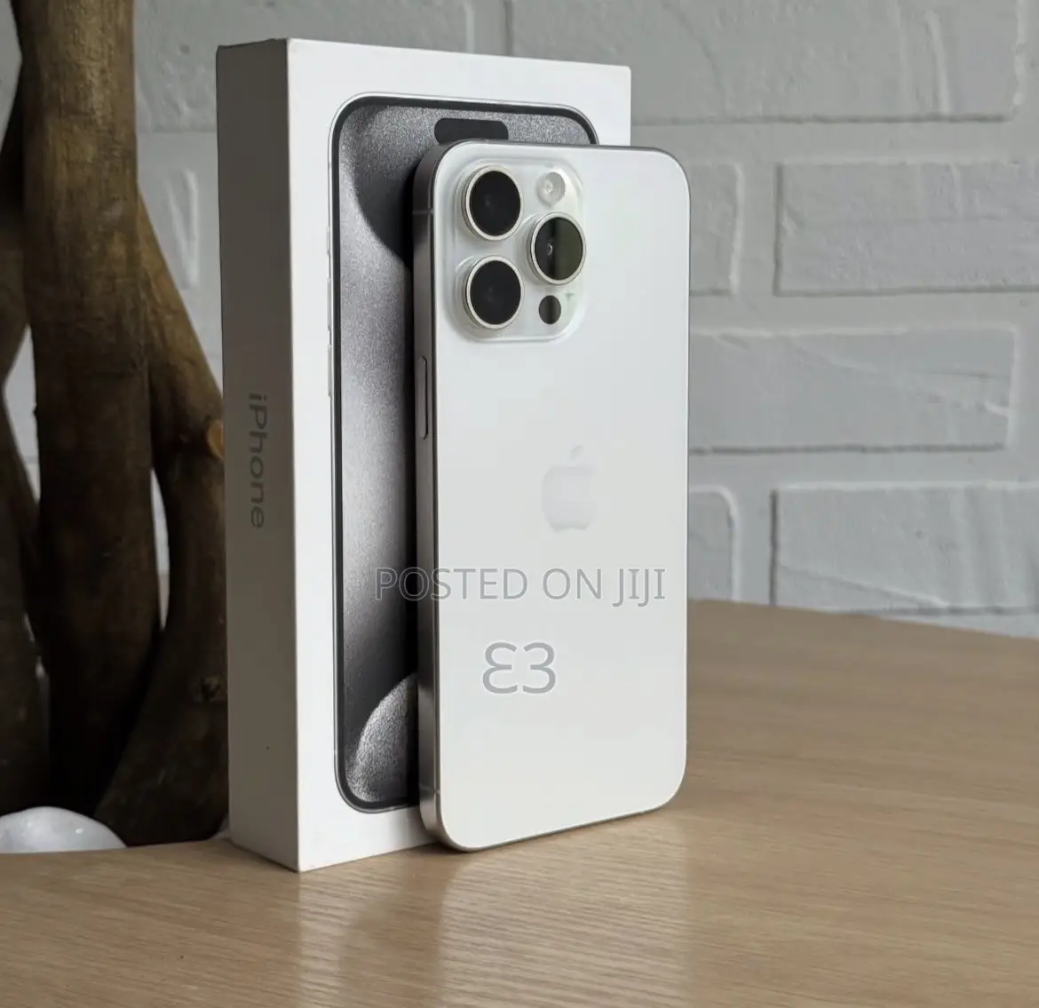 New Apple iPhone 15 Pro Max 256 GB Silver