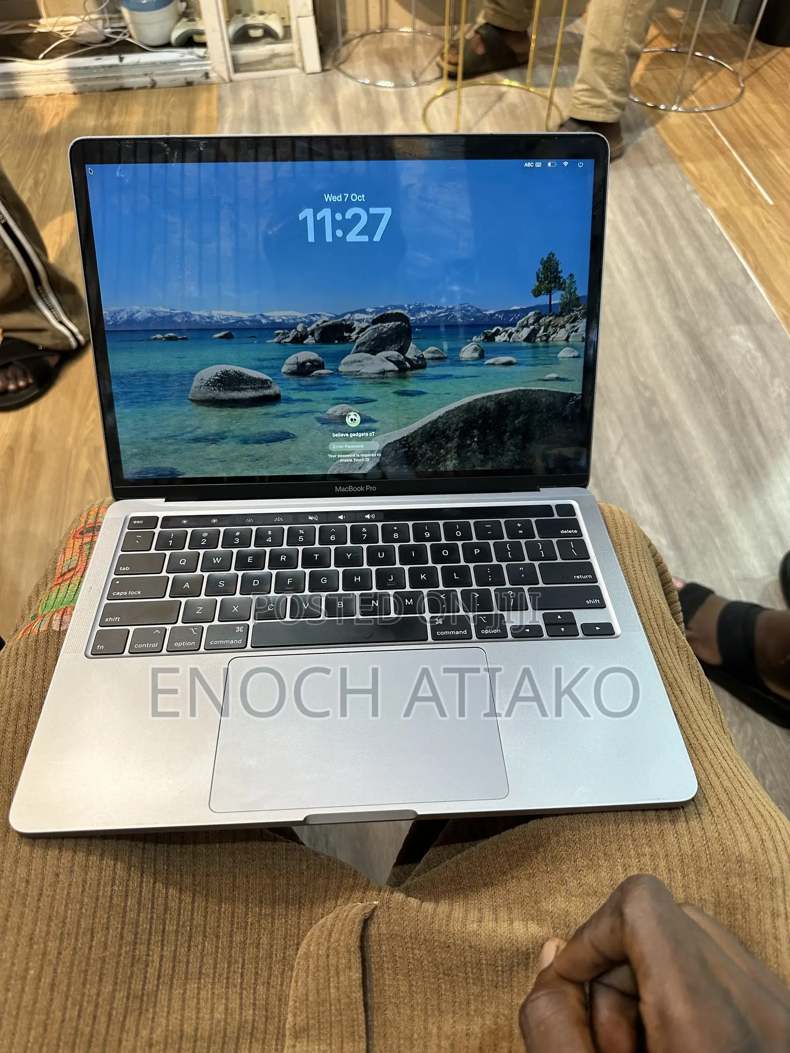 Laptop Apple MacBook Pro 2020 16GB Intel Core i7 SSD 512GB