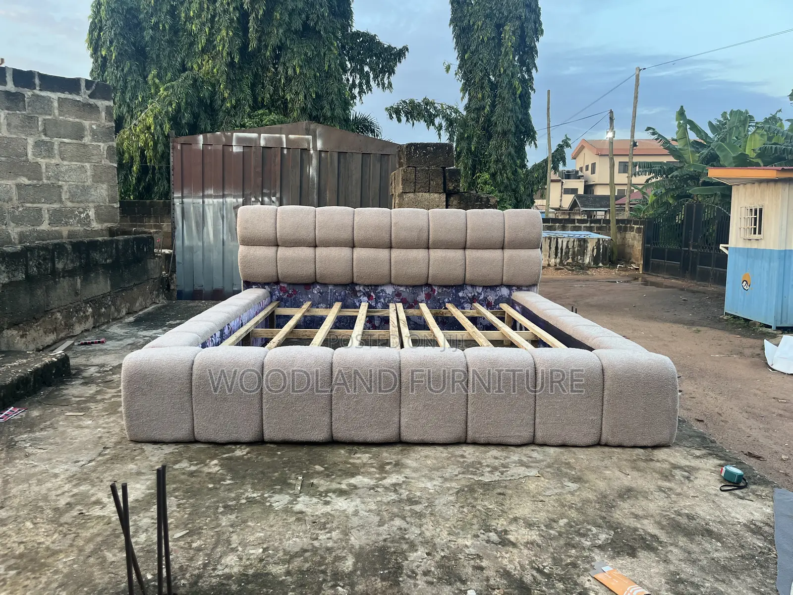 Queen Size Plush Channel-Tufted Upholstered Bed Frame
