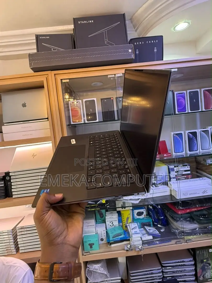 Laptop Dell Precision 5560 32GB Intel Core i7 SSD 512GB