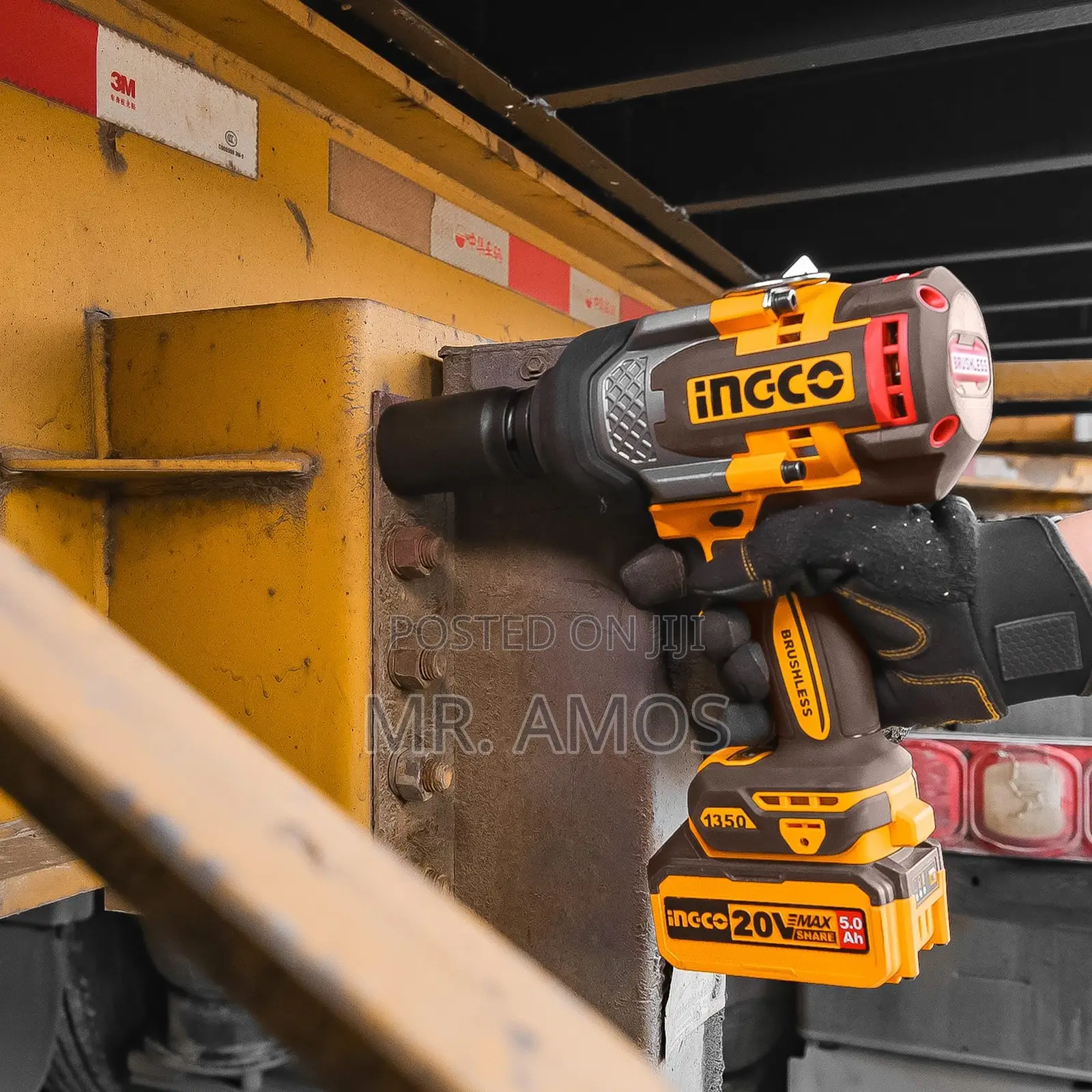 1350Nm Cordless Impact Wrench With 2x 5.0Ah Batteries - CIWLI201356