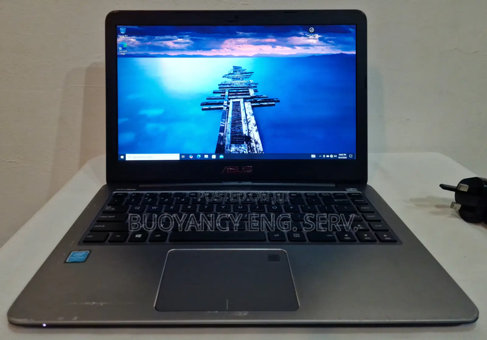 Laptop Asus VivoBook E403NA 4GB Intel SSD 128GB