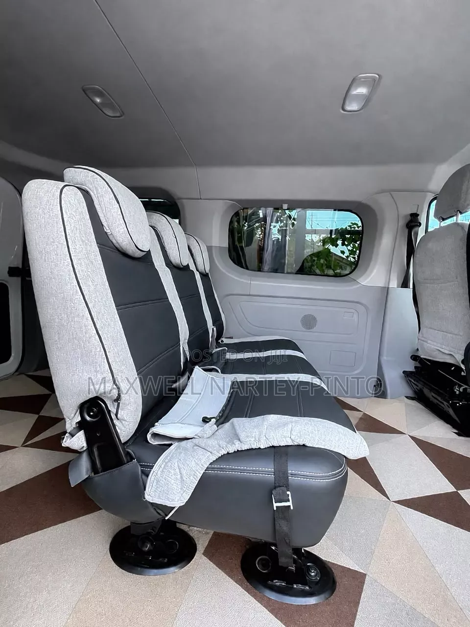 Car 2025 White
