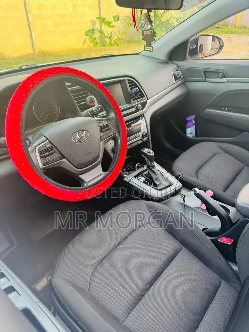 Hyundai Elantra SE Sedan FWD (2.0L 4cyl 6M) 2017 White