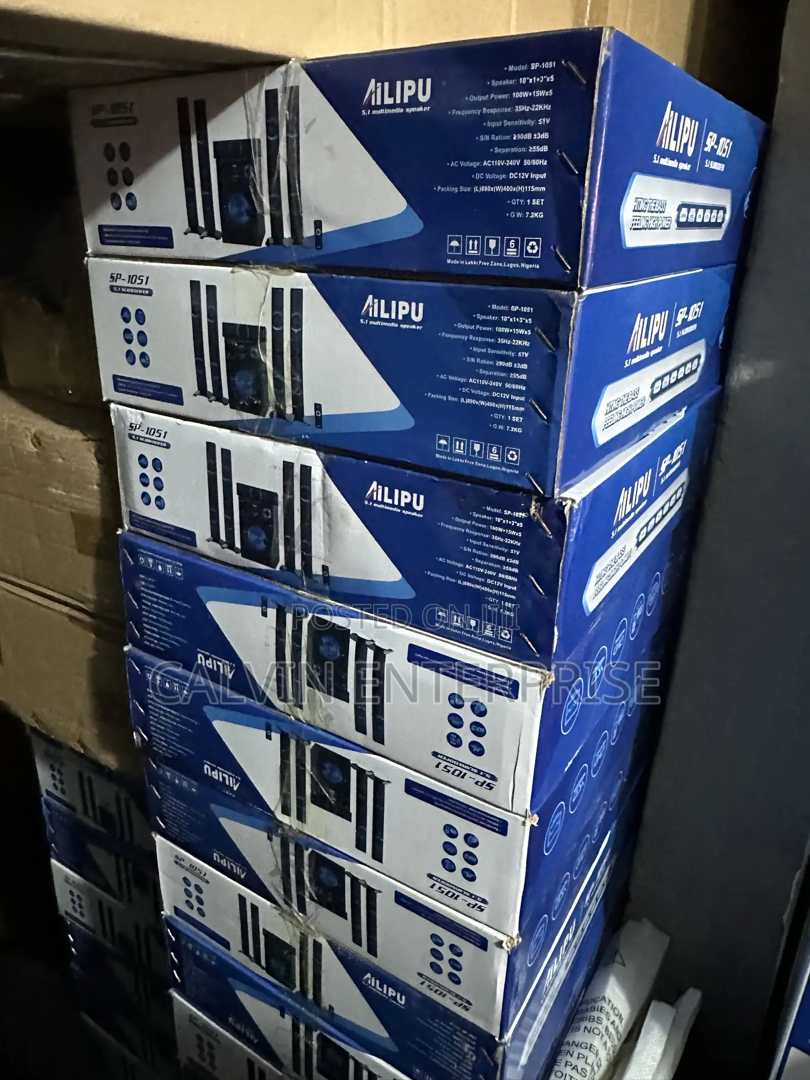 Sound Bar With Four Long Speakers