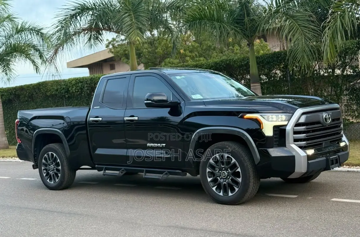Toyota Tundra Limited 2022 Black