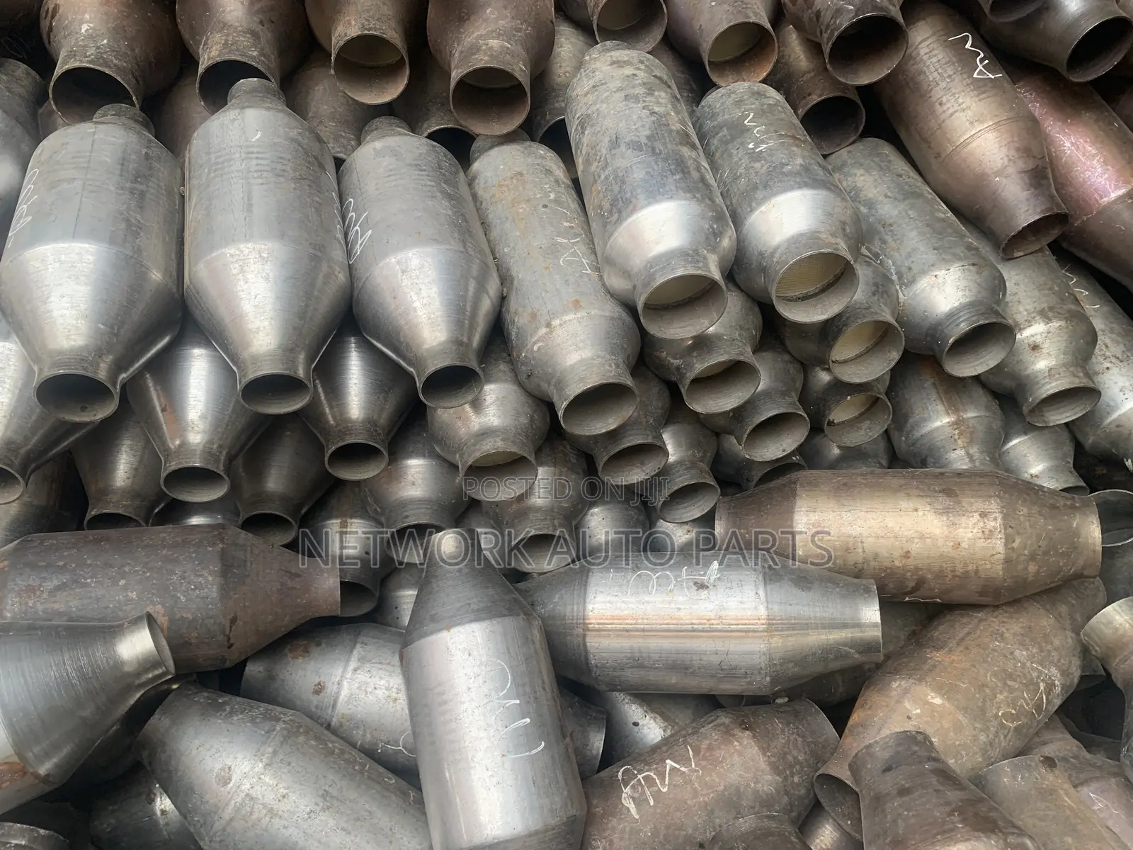 Brand New Catalytic Converters for Toyota,hyundai,honda,ford and BMW