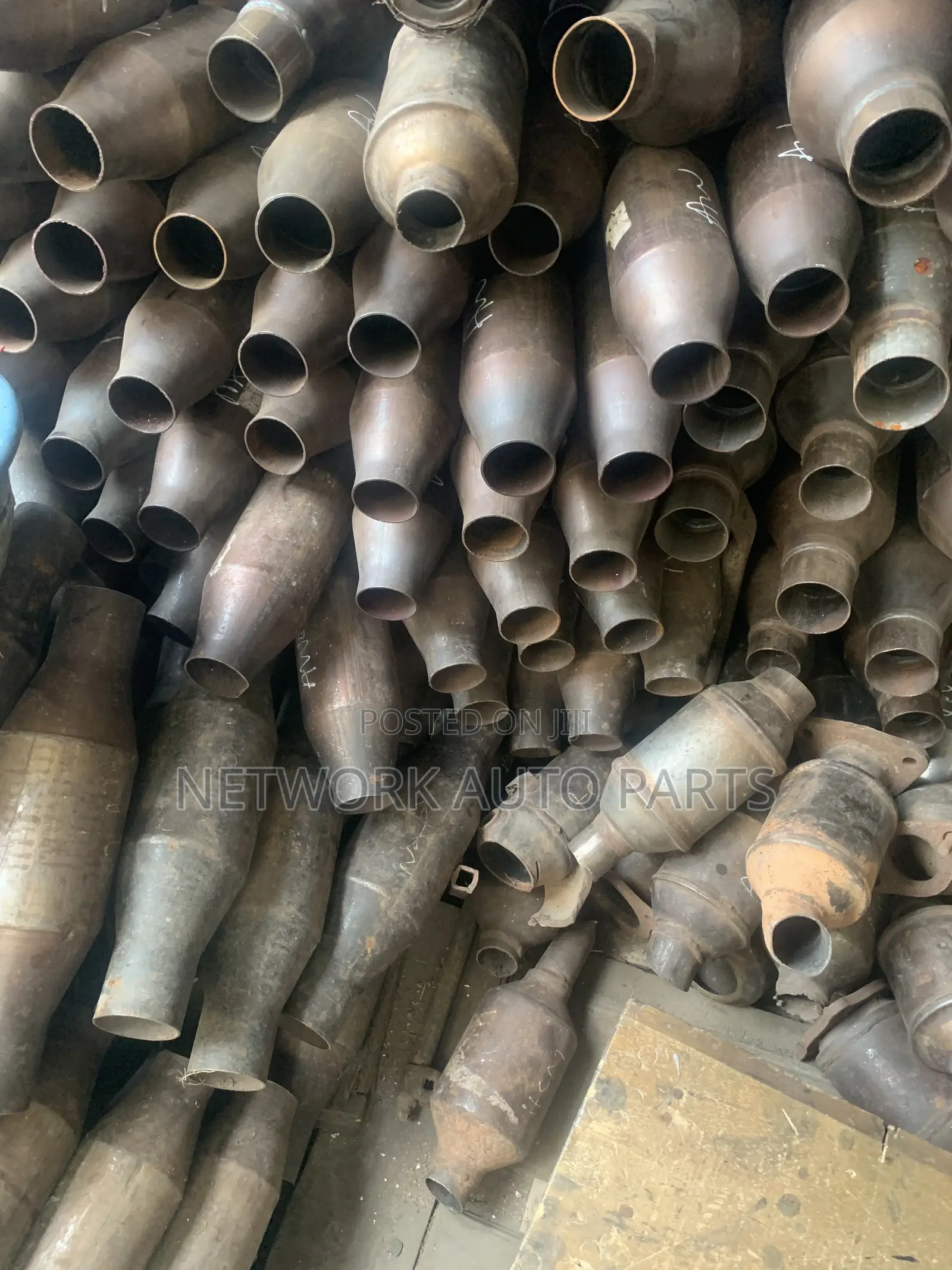 Brand New Catalytic Converters for Toyota,hyundai,honda,ford and BMW