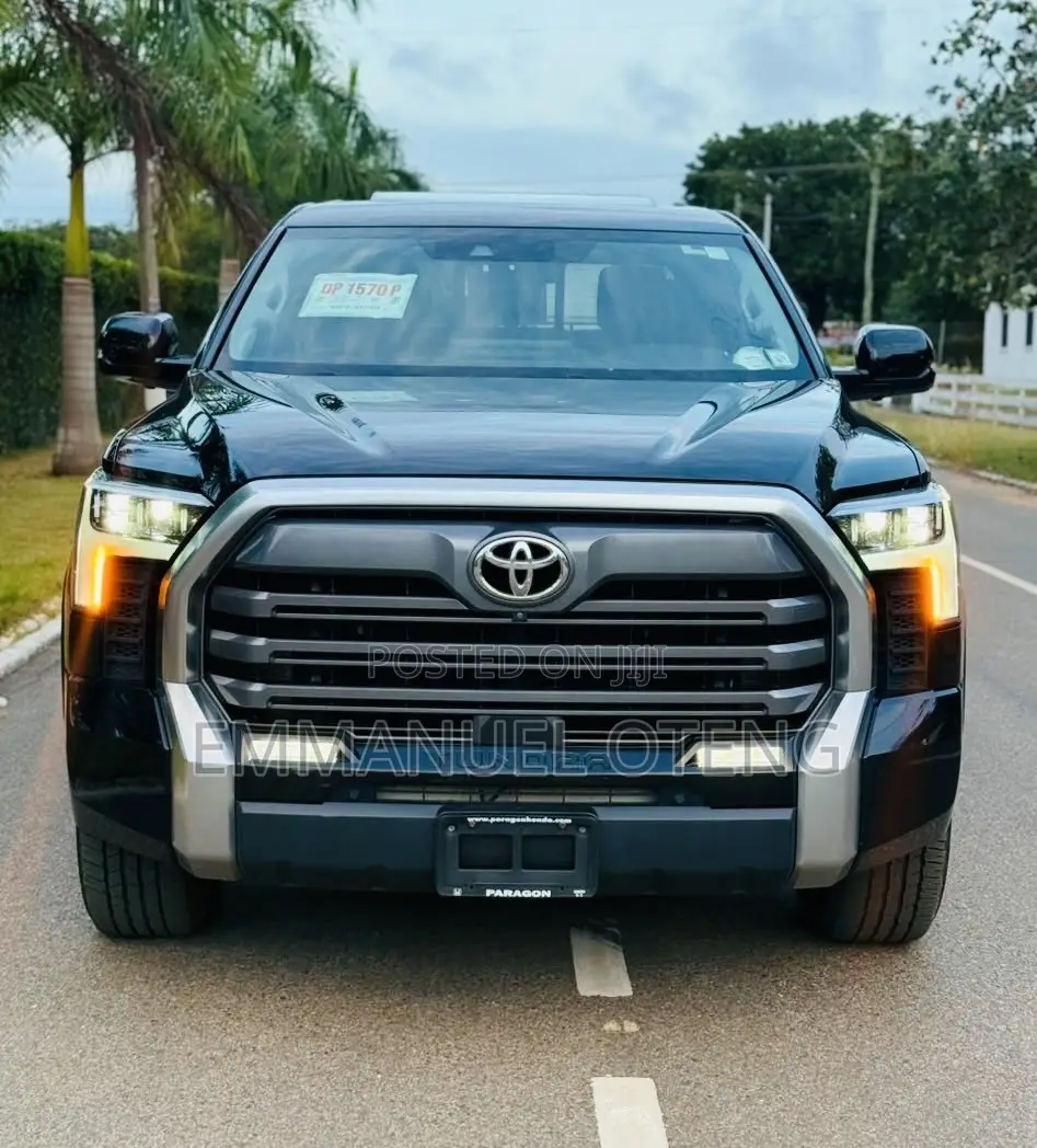 Toyota Tundra Limited 2022 Black
