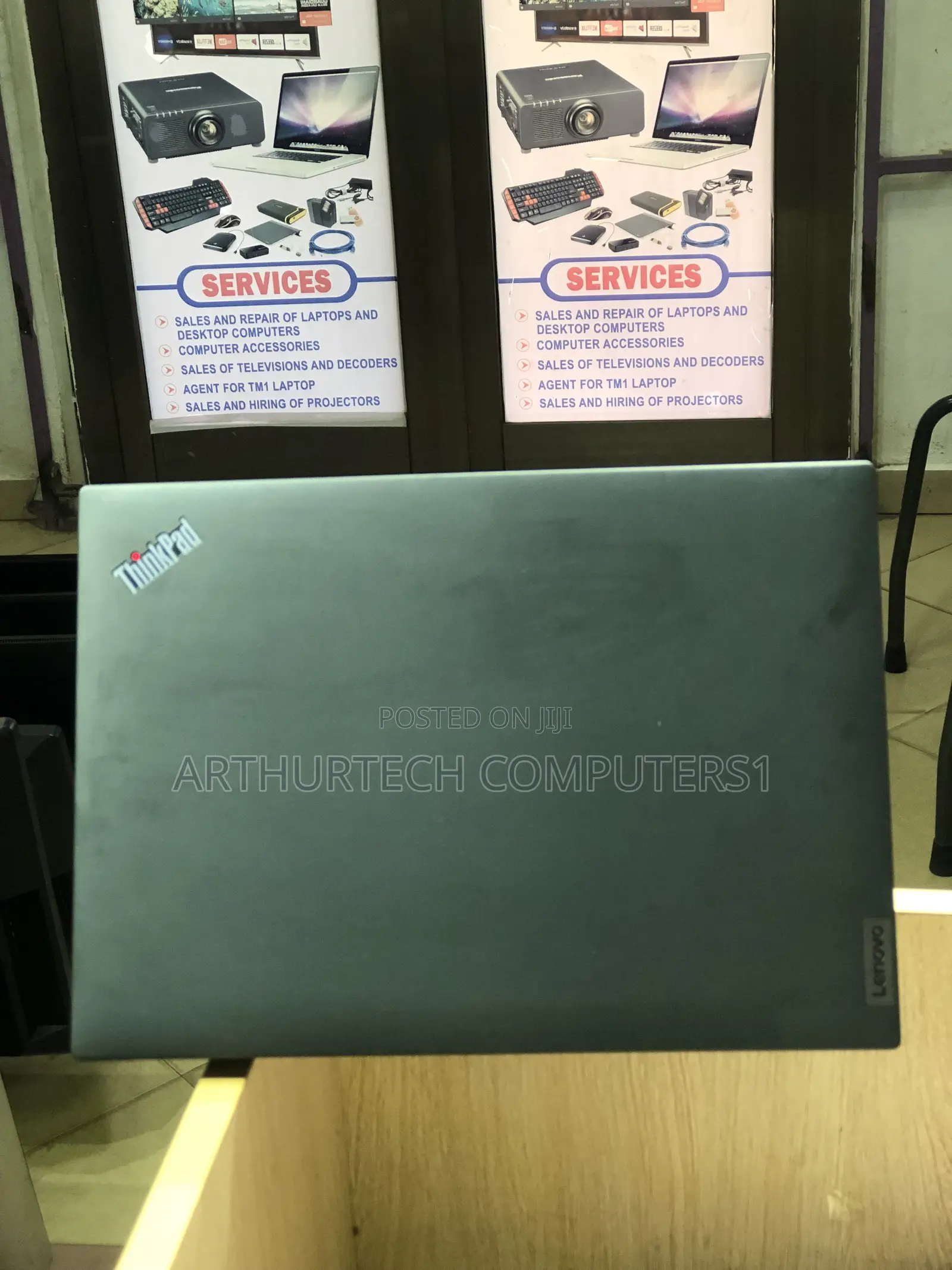Laptop Lenovo ThinkPad E14 Gen 5 8GB AMD Ryzen 5 SSD 256GB