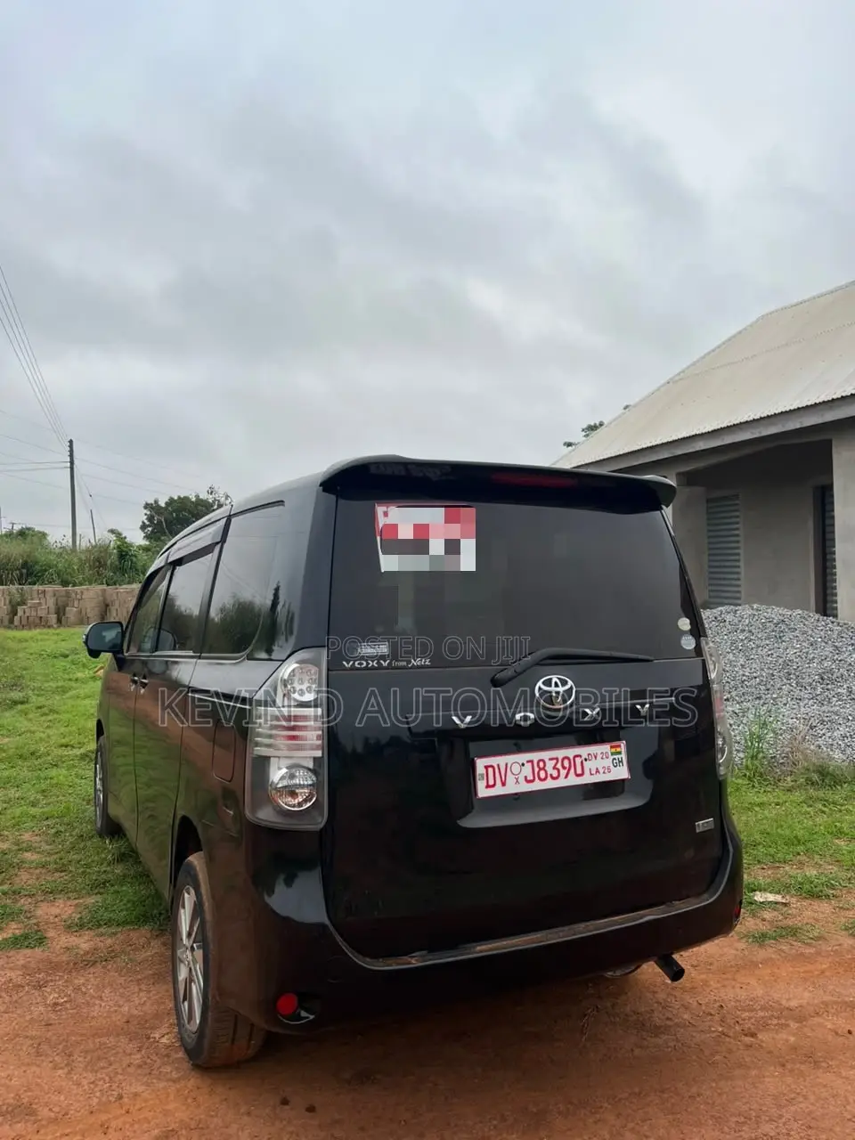 Toyota Voxy X 2WD 8-Seater 2010 Black