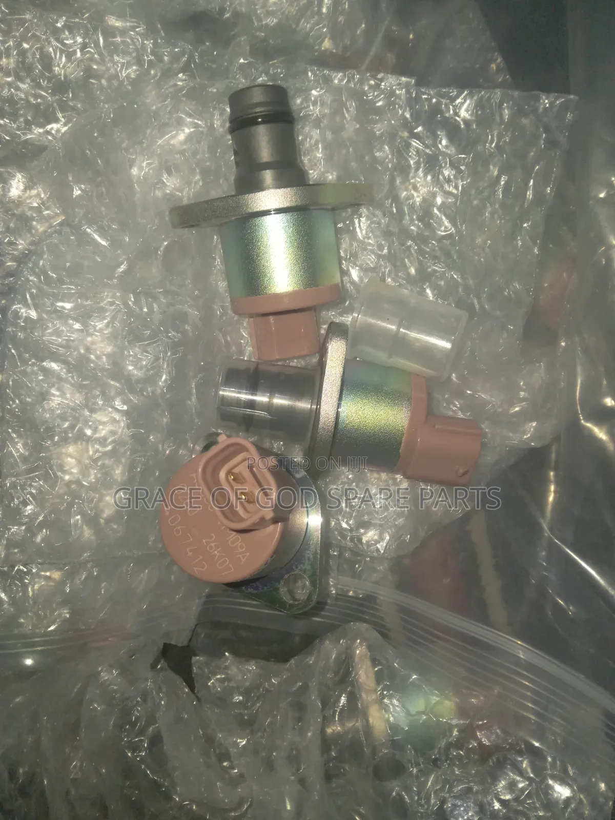 Nissan Urvan Fuel Pressure Regulator Valve Original
