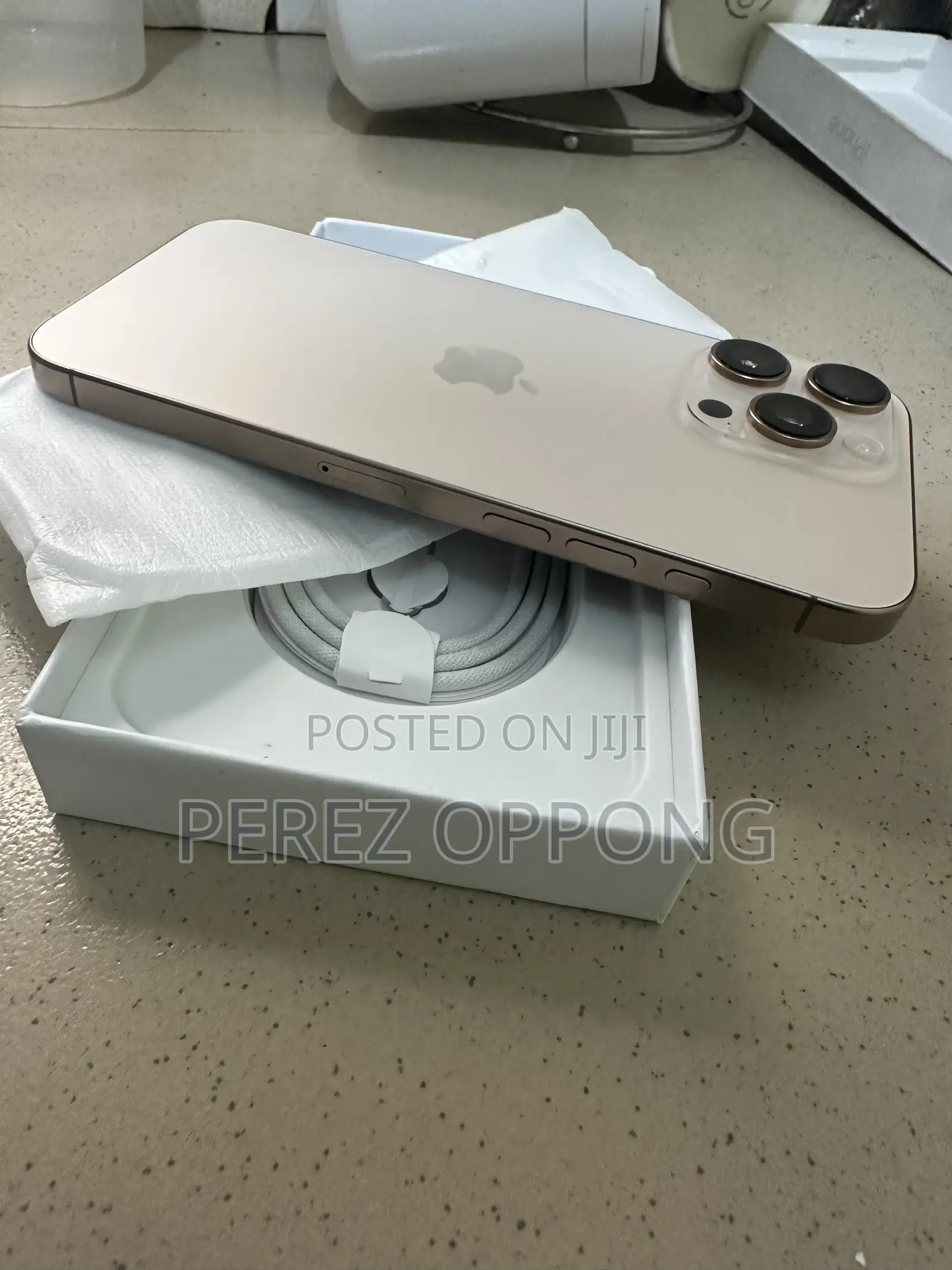 Apple iPhone 16 Pro Max 256 GB Gold