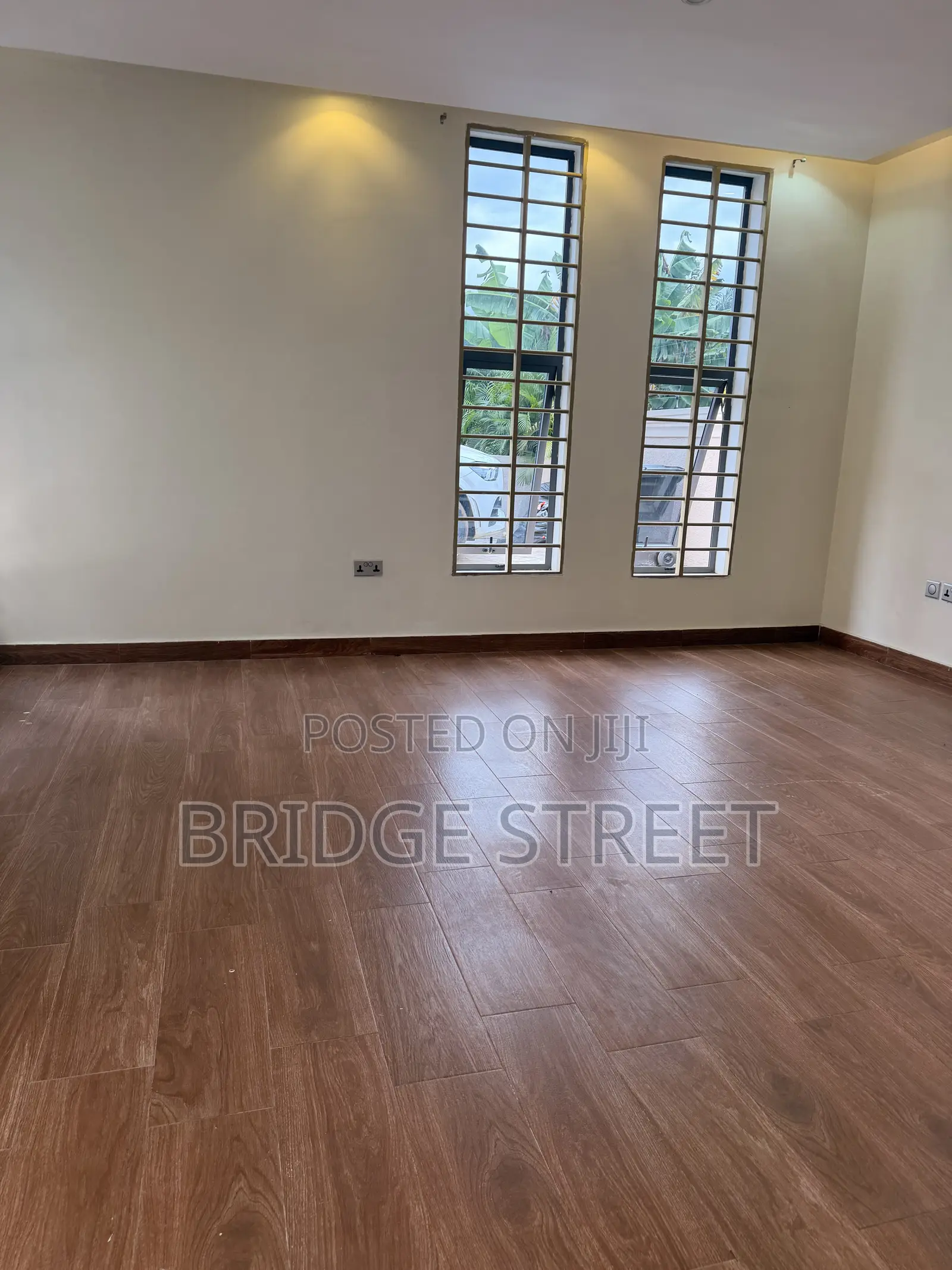 2bdrm Apartment in 2809 Court, Nmai-Dzorn for rent