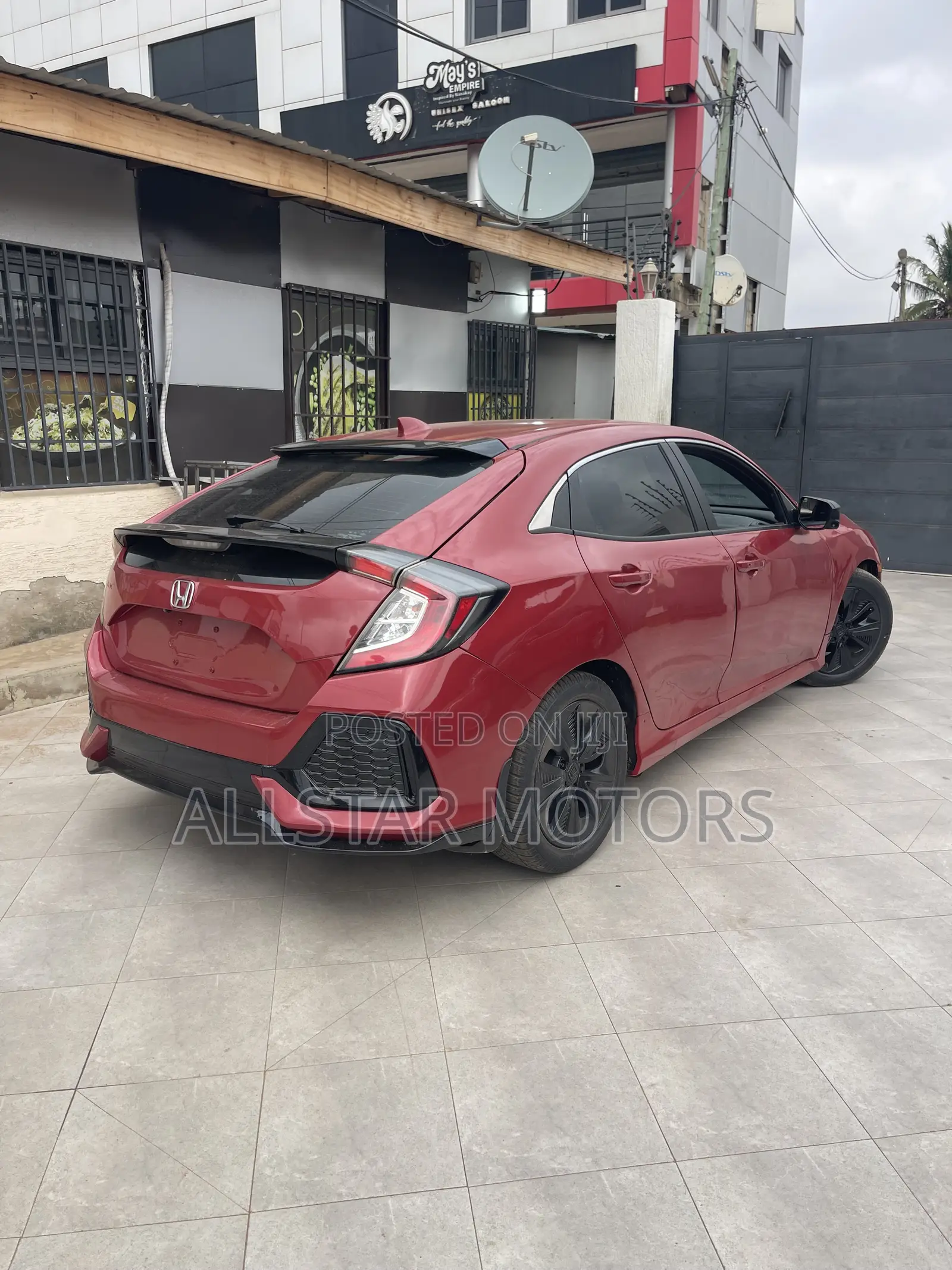 Honda Civic EX Hatchback 2018 Red