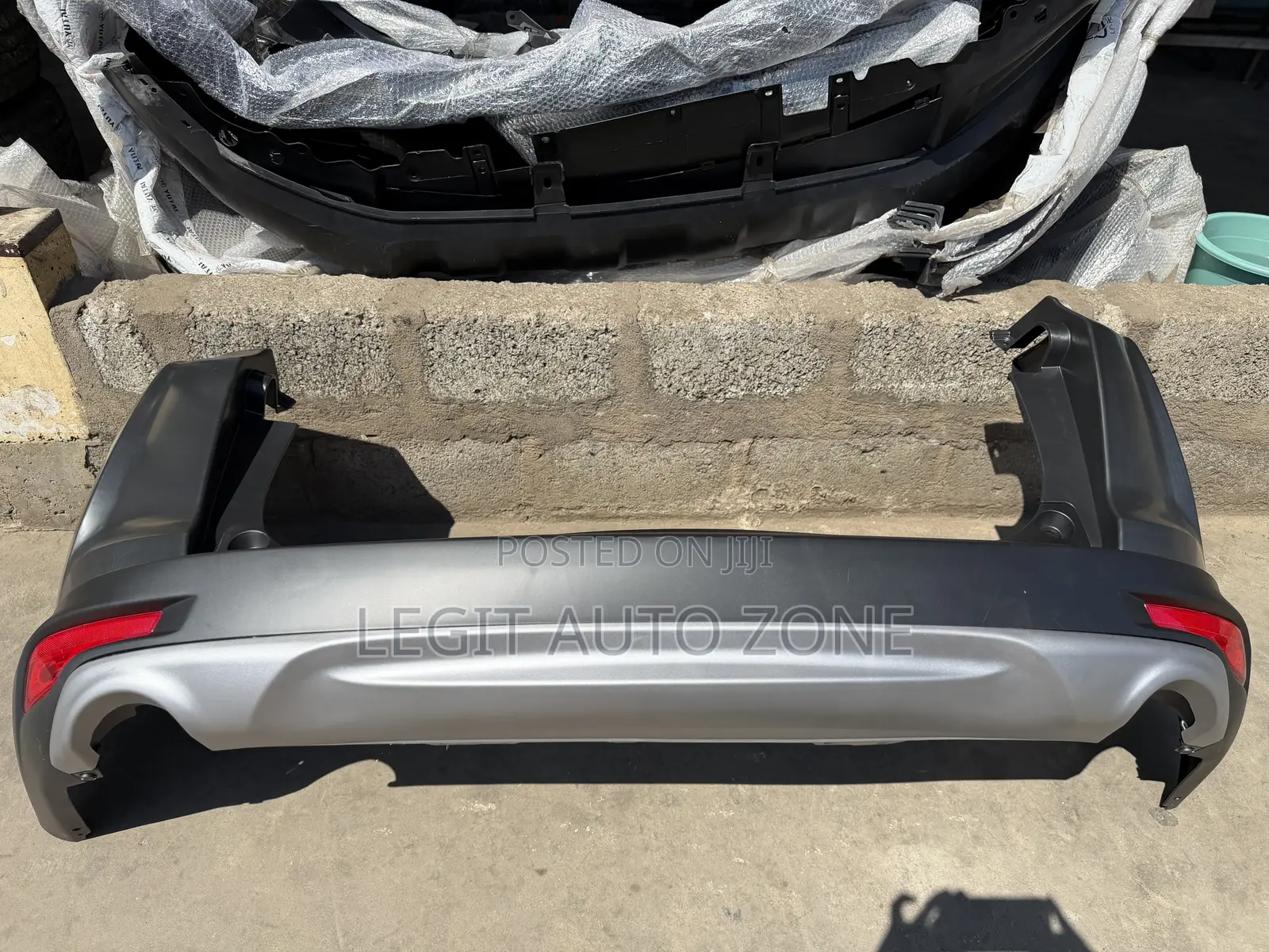 Honda CRV 2018,2017,2019, Back Bumper Complete Available