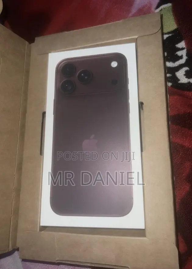 New Apple iPhone 18 Pro Max 1 TB Purple