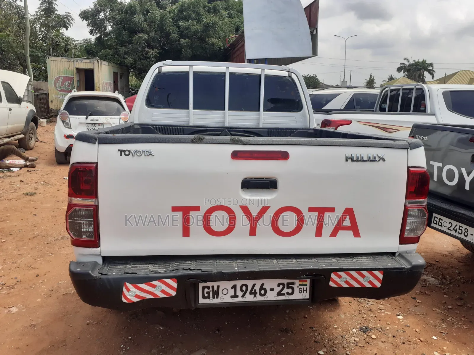 Toyota Hilux 2010 White