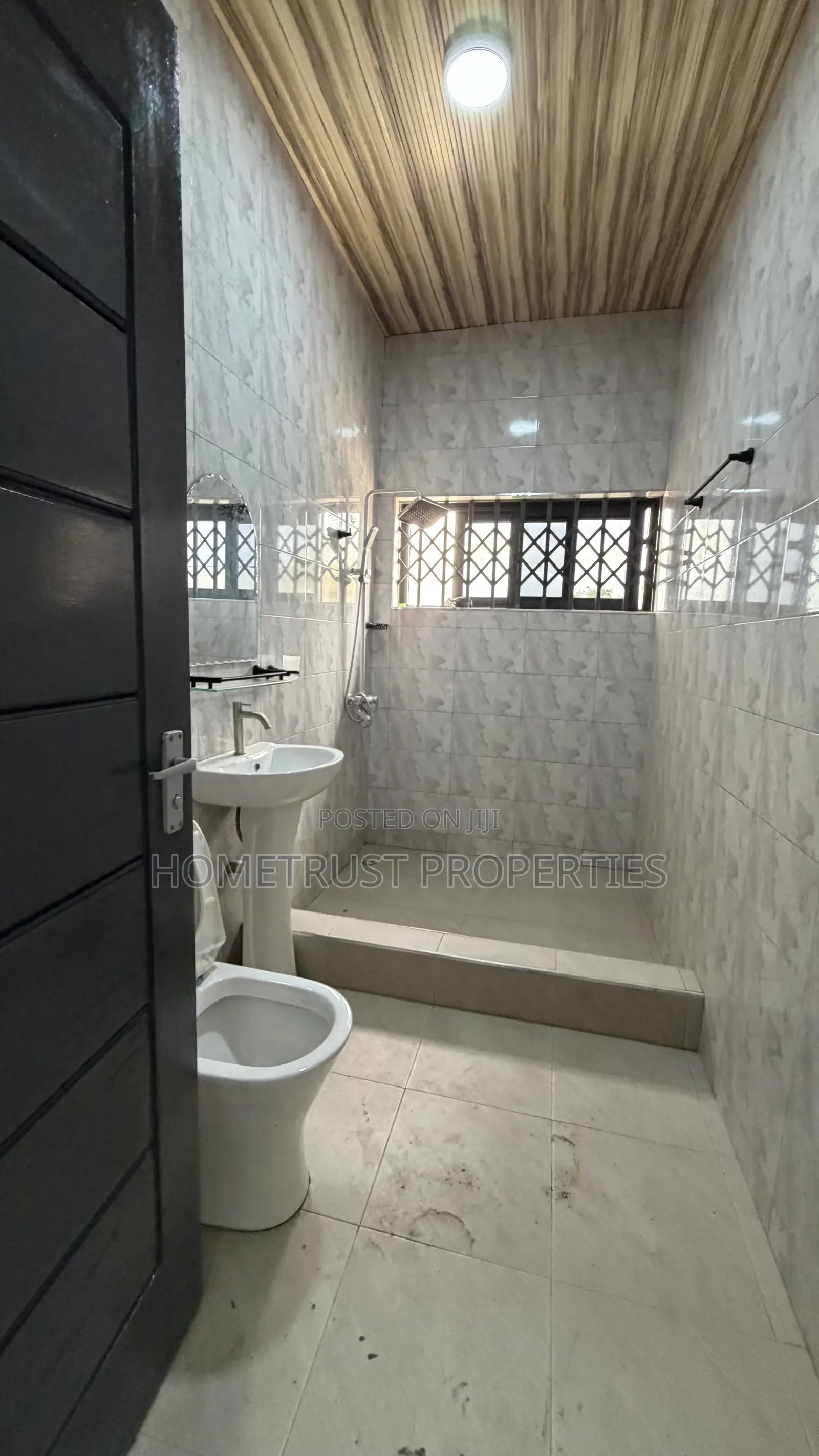 3bdrm Apartment in Ga Odumase, Ablekuma for rent