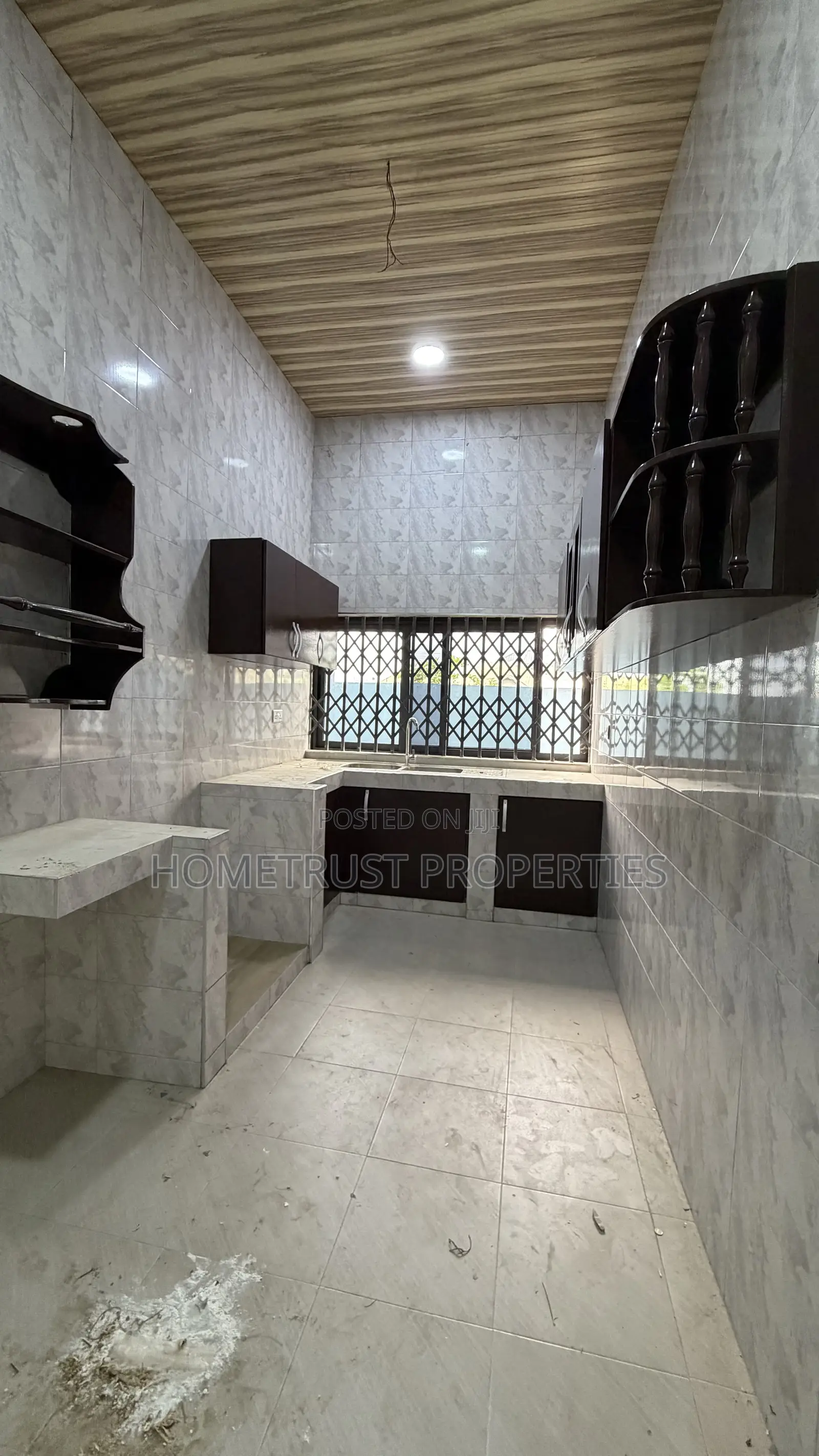 3bdrm Apartment in Ga Odumase, Ablekuma for rent