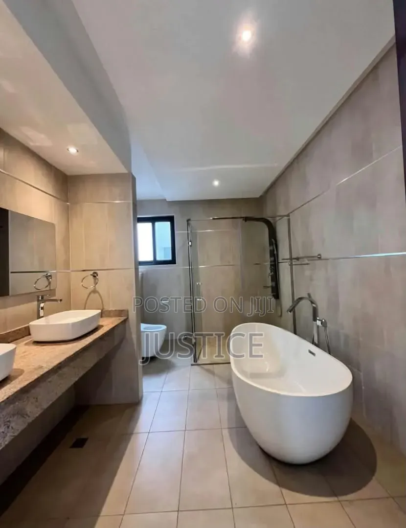 4bdrm Duplex in East Legon, Ghana Link Area for rent