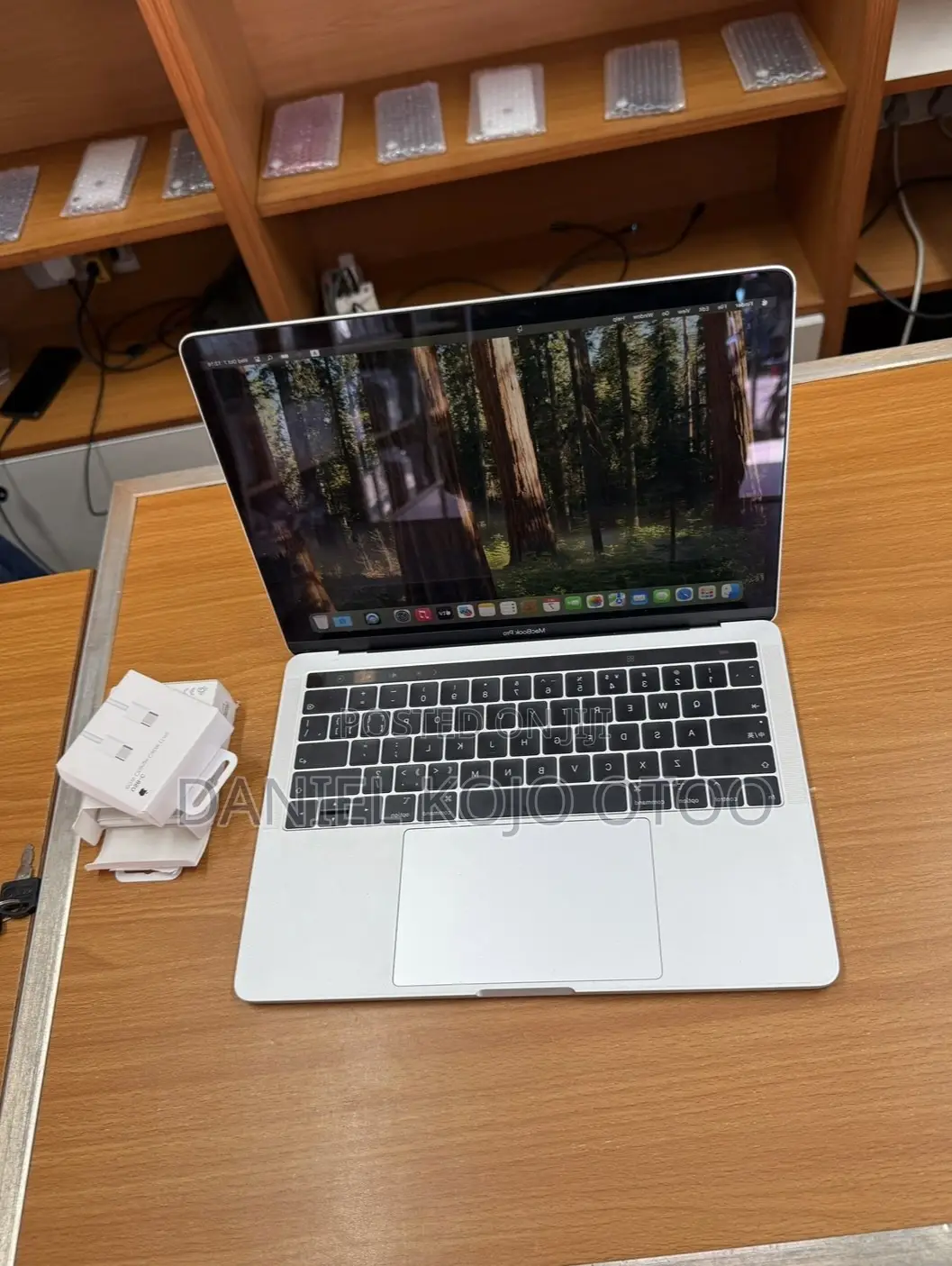 Laptop Apple MacBook Pro 2019 8GB Intel Core i5 SSD 256GB