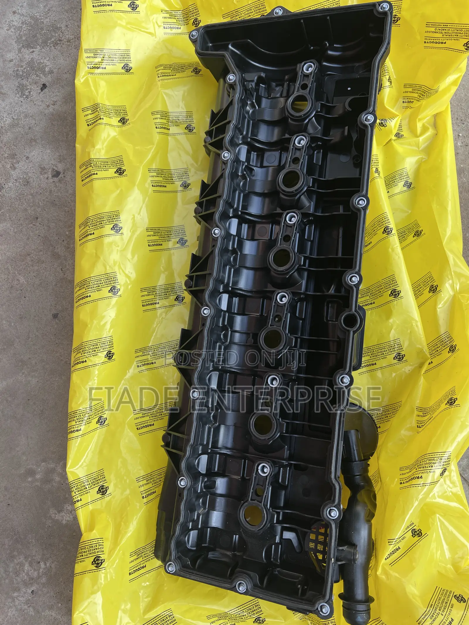 Brand New Engine Valve Cover for BMW 3.0L N57 Diesel Engines