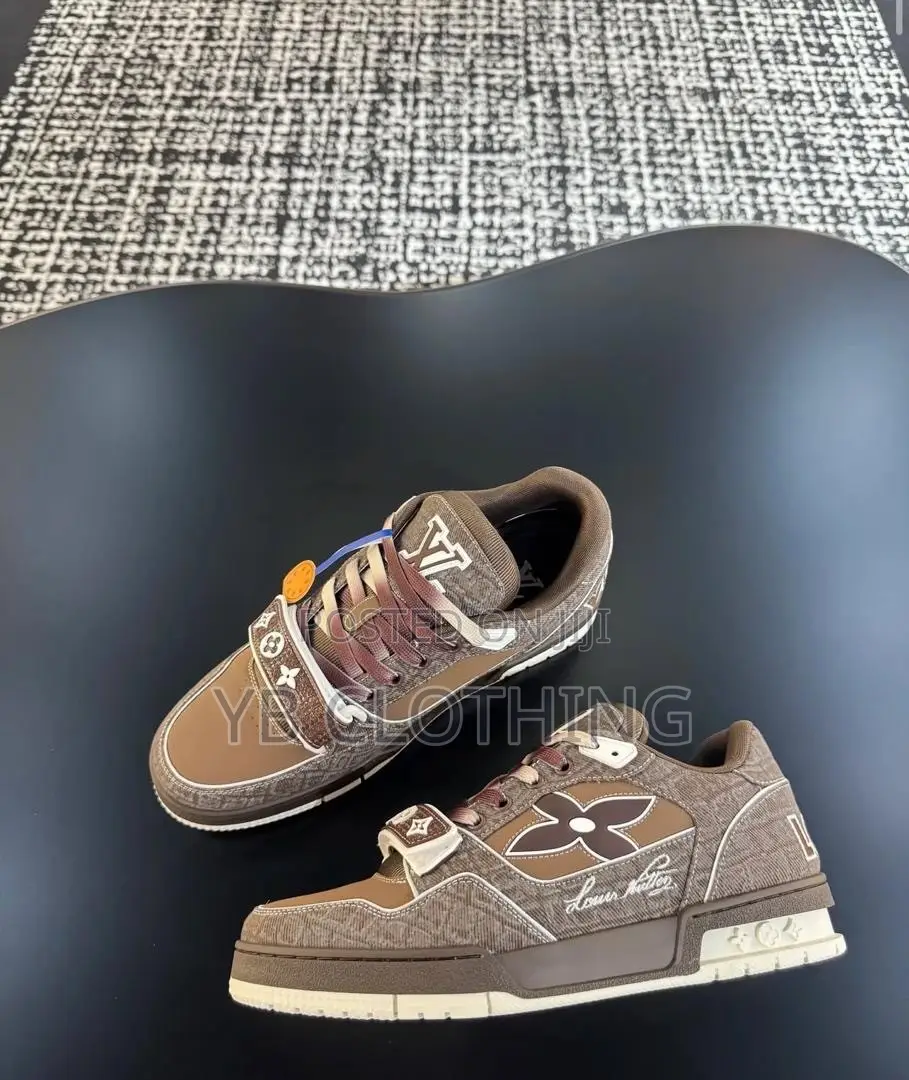 Yrn Khalifa Collections