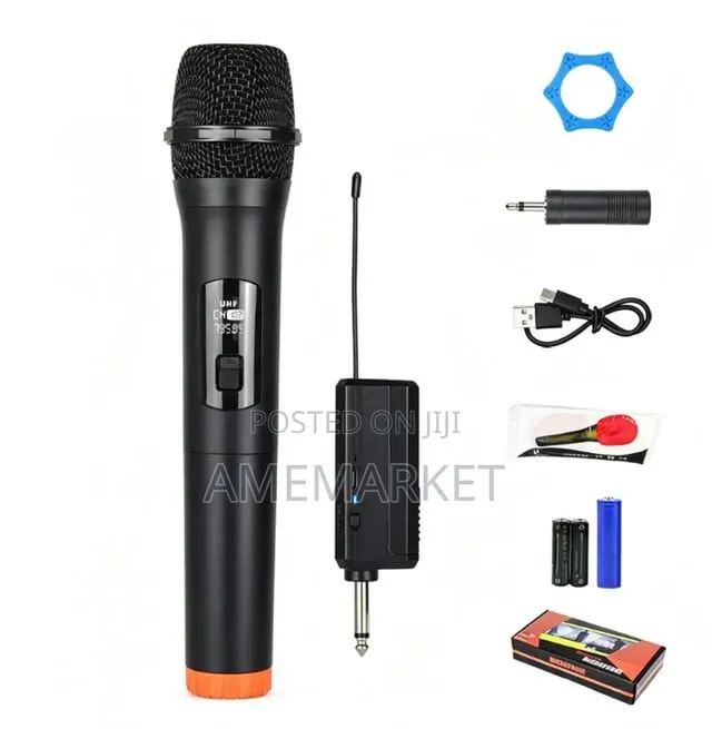 Professional Wireless Microphone Suitable