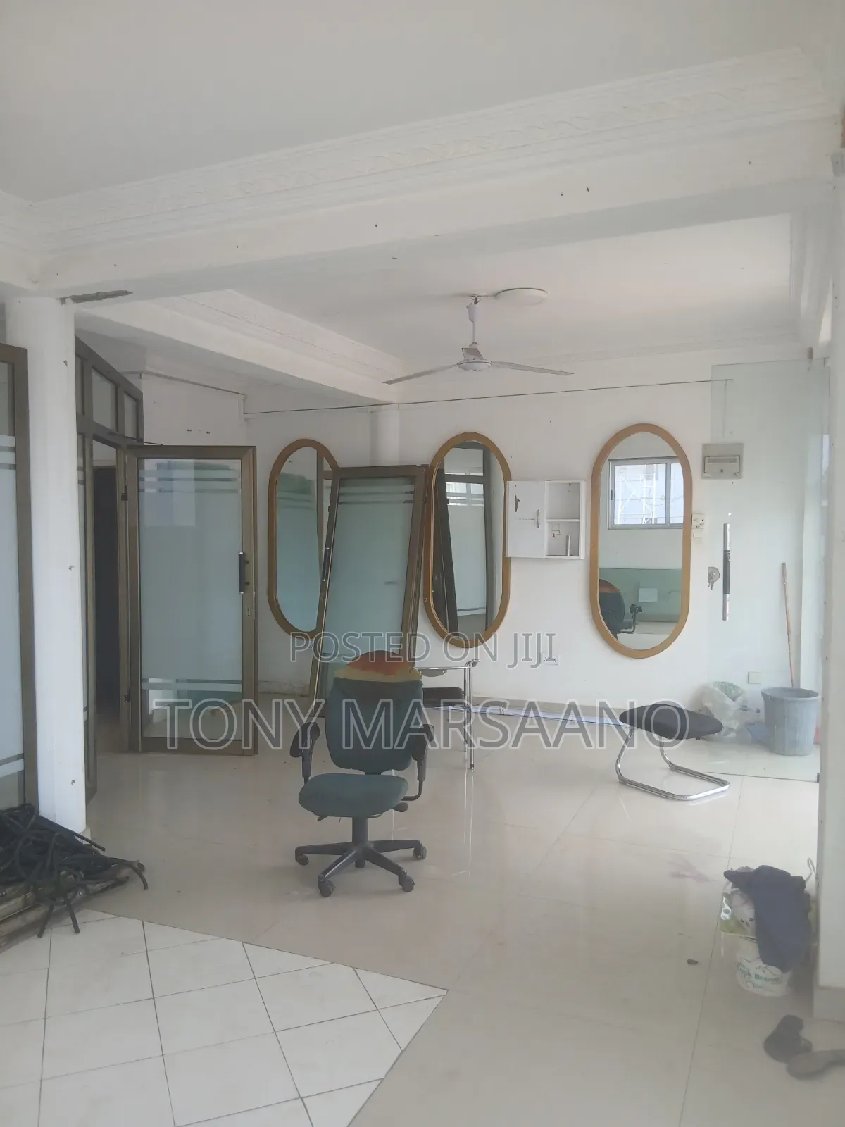 Double Shop for Rent at Westlegon