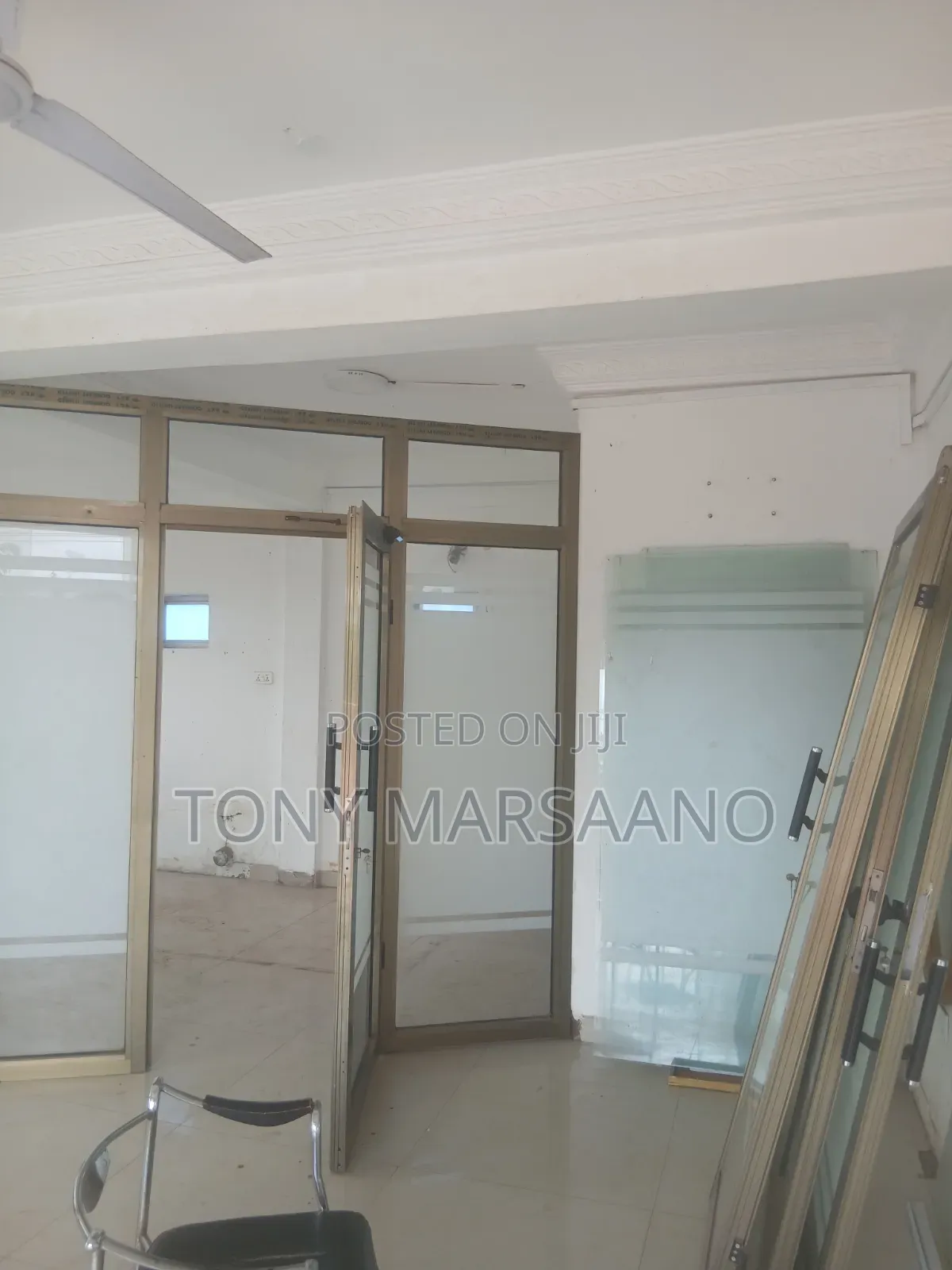 Double Shop for Rent at Westlegon