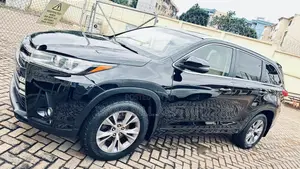 Toyota Highlander XLE V6 4x4 (3.5L 6cyl 6A) 2016 Black