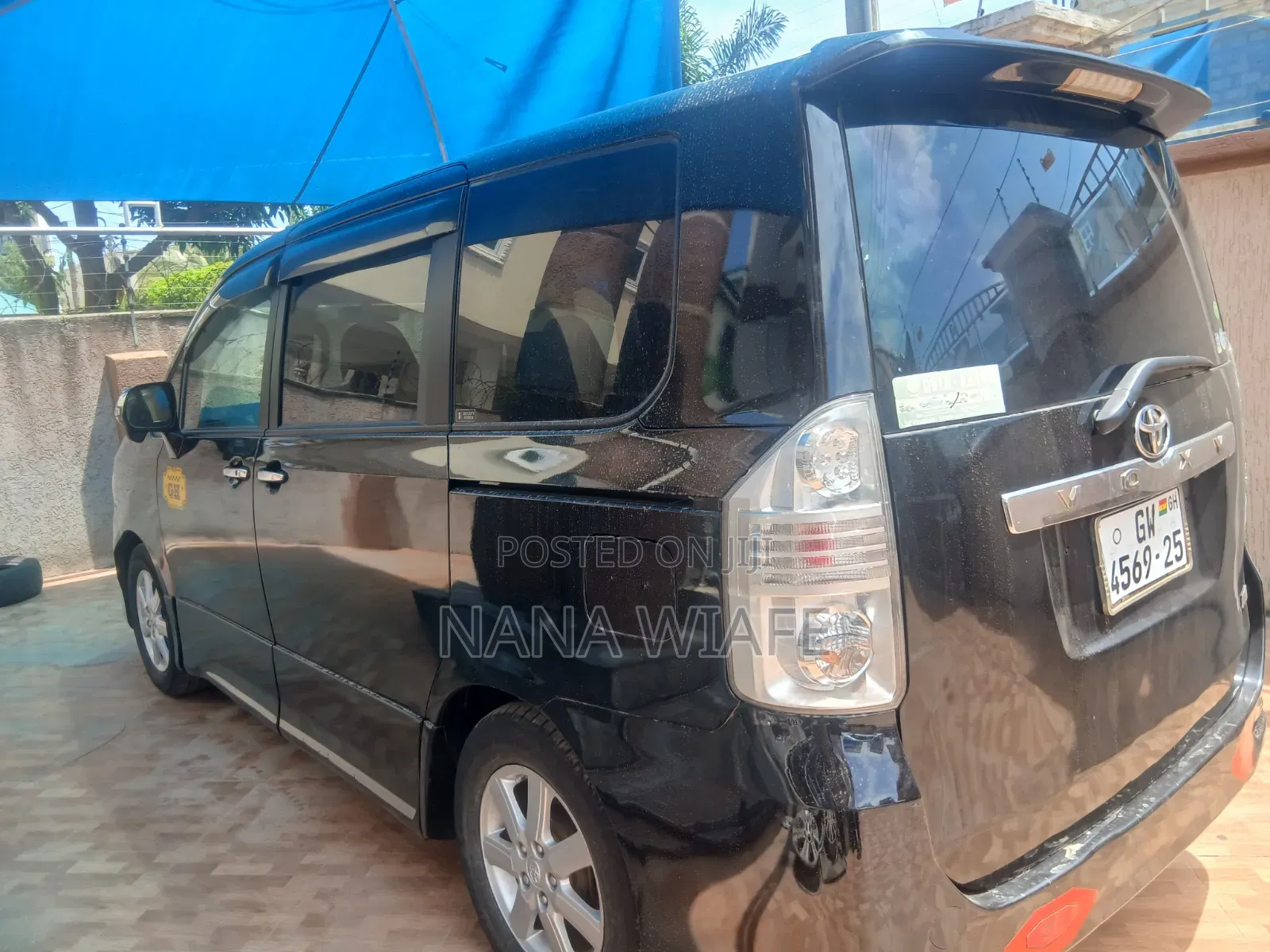 Toyota Voxy 2012 Brown
