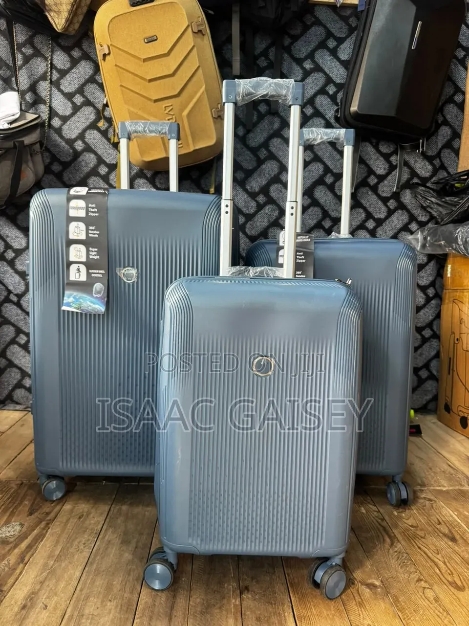 Premium Quality Executive Anticrake Unisex 3-Piece Luggage Set