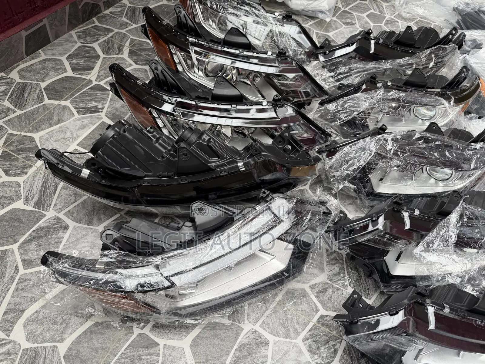 Mitsubishi Outlander 2018,2017,2019,2020, Headlight Available