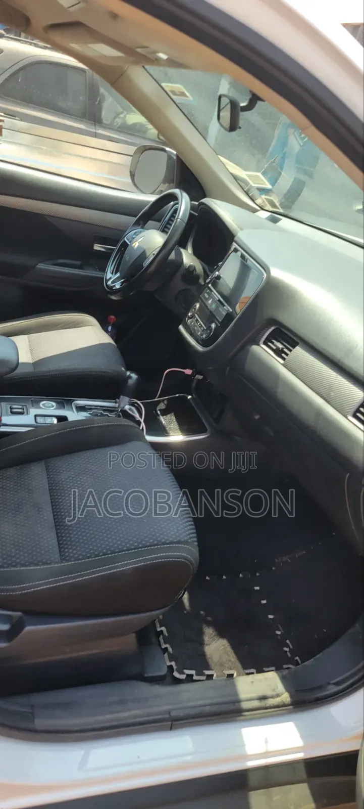 Mitsubishi Outlander Sport 2017 White