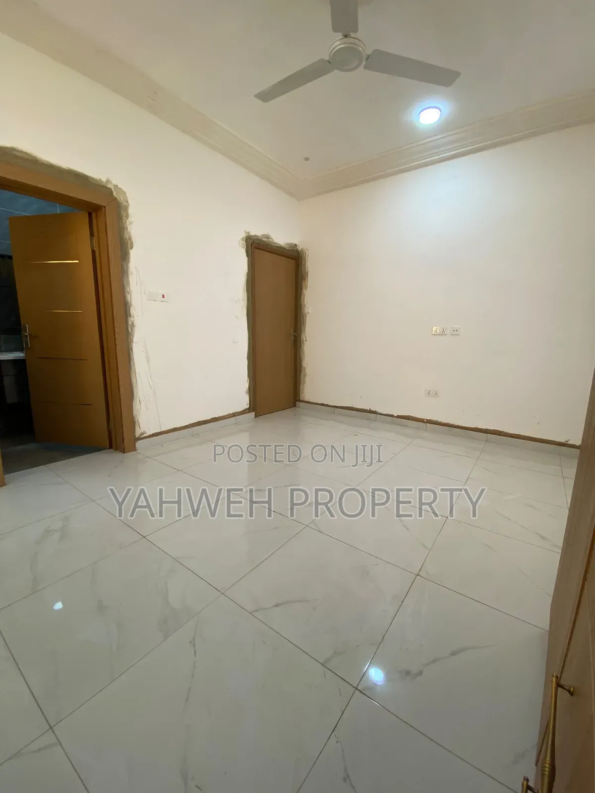2bdrm Apartment in Spintex Kotobabi, Baatsona Total for rent