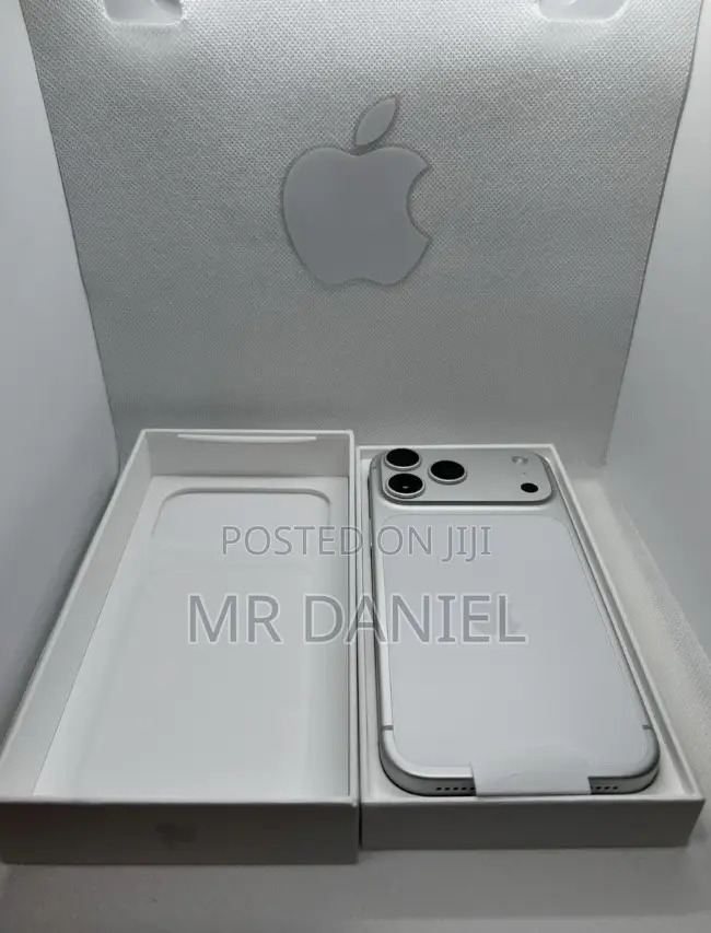 New Apple iPhone 17 Pro Max 1 TB Silver