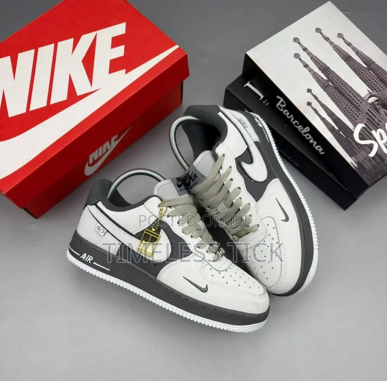 Nike Sneakers