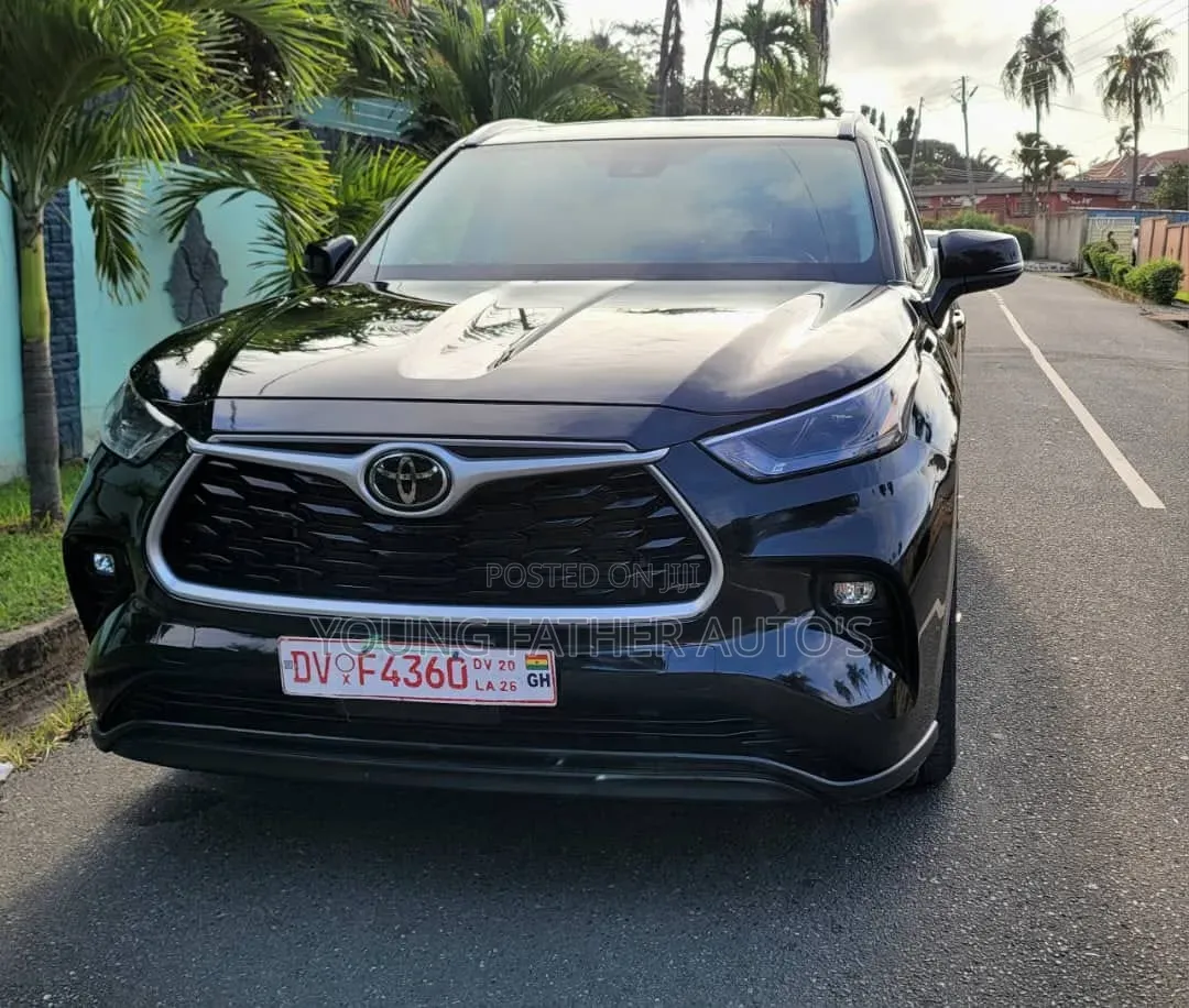 Toyota Highlander XLE 2022 Black