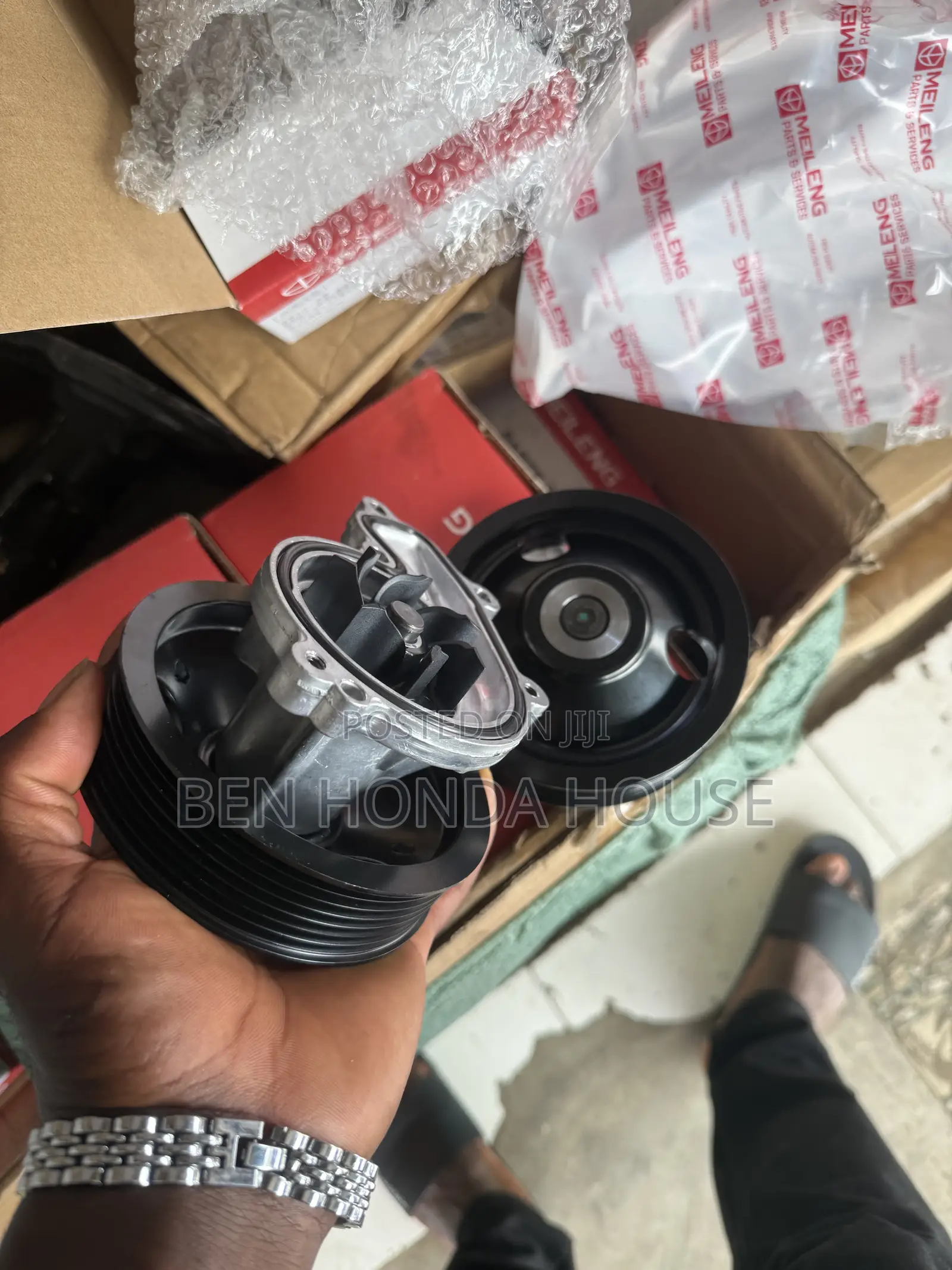 Water Pump for Honda CRV/Acura and Accord